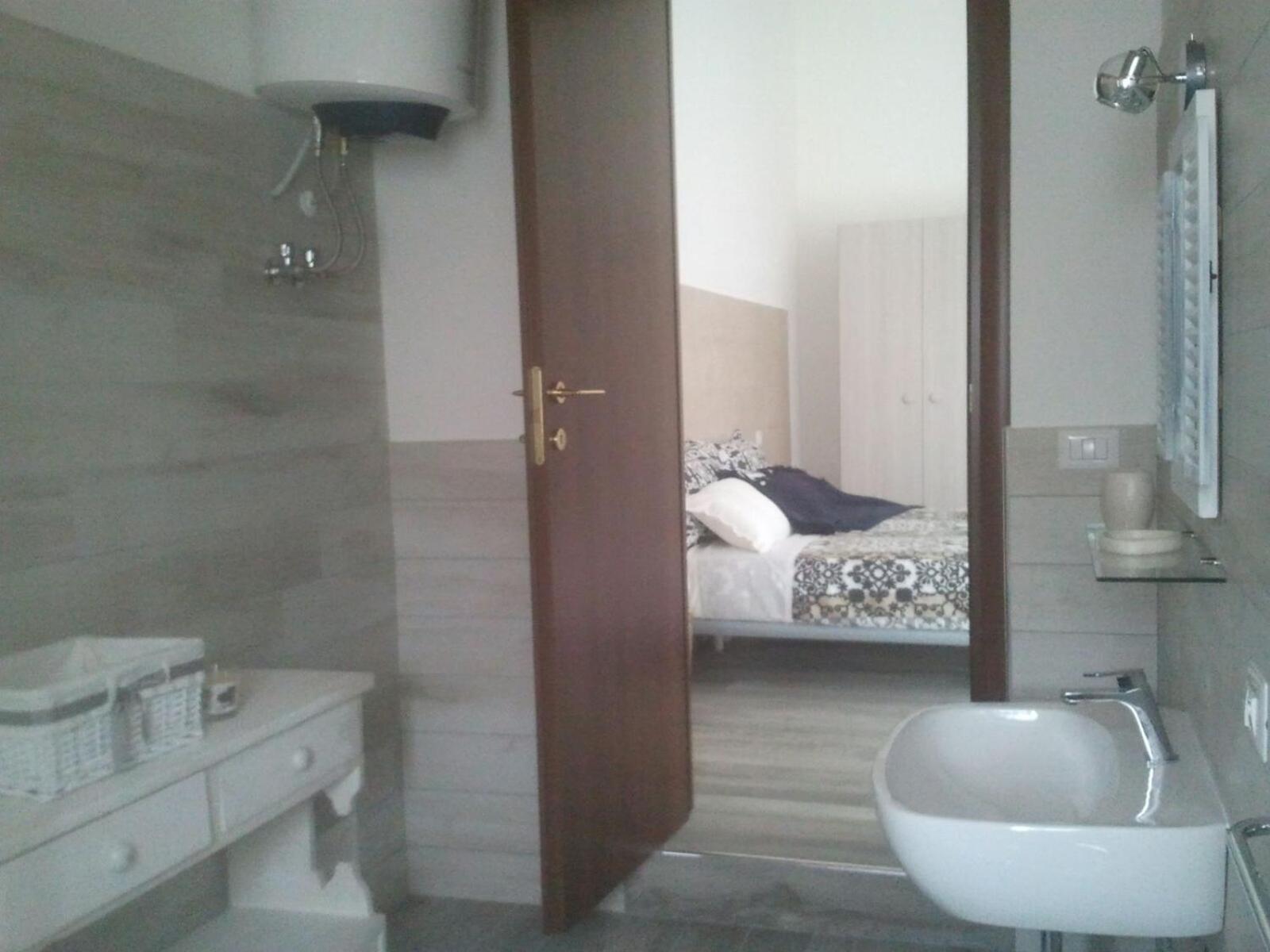 Deluxe Double or Twin Room photo 3