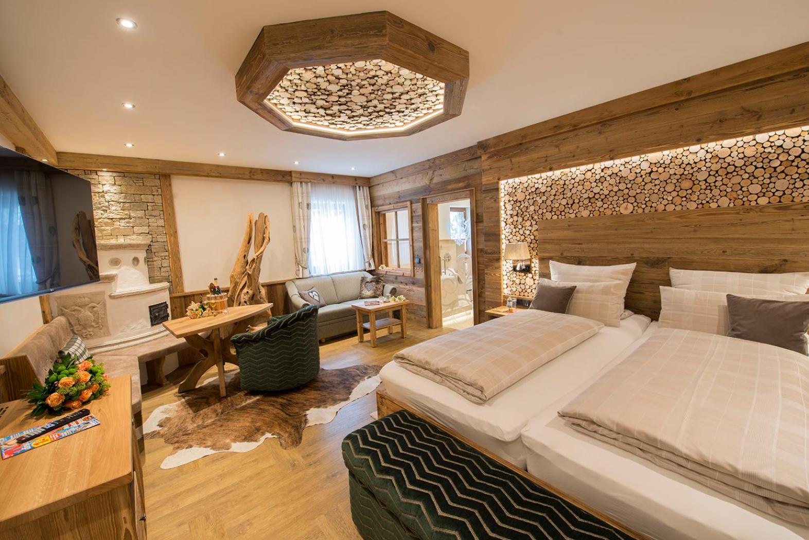 Deluxe Double Room - Photo 22