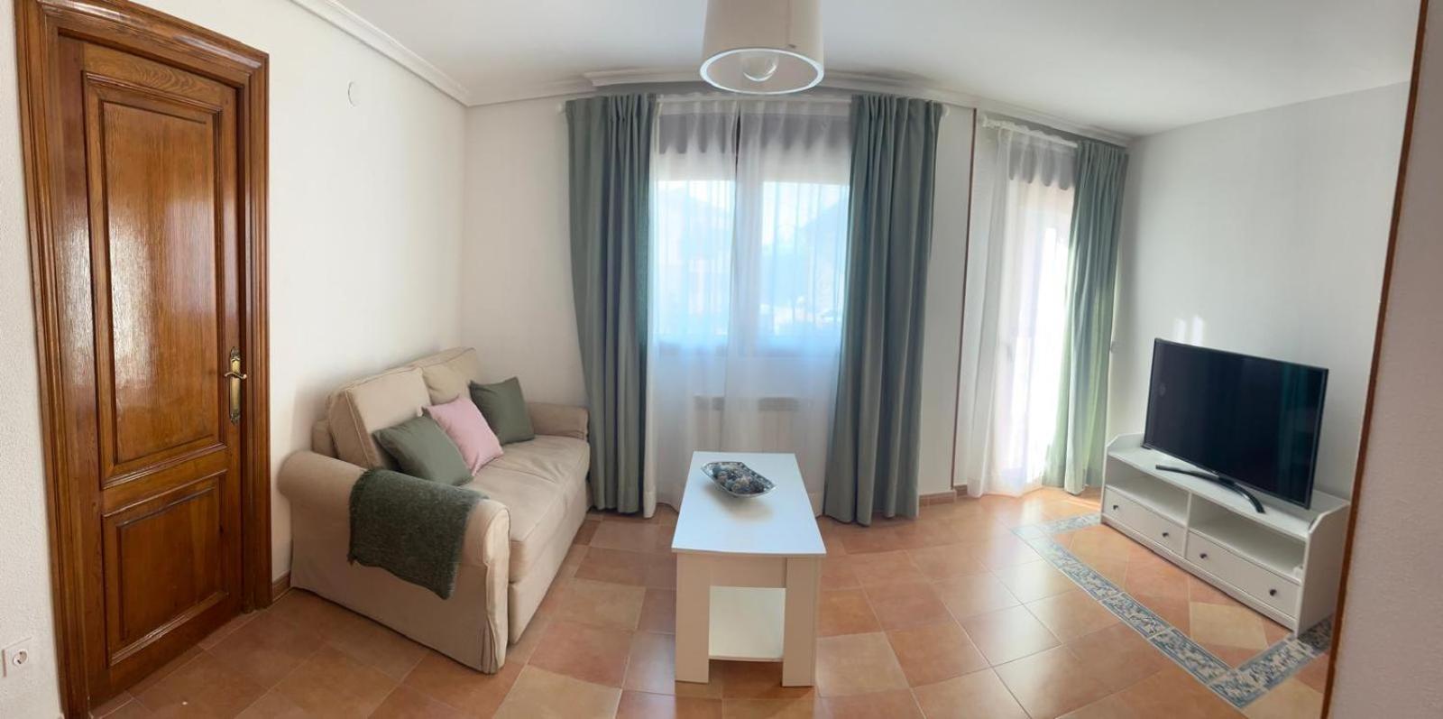 Three-Bedroom Apartment photo 2