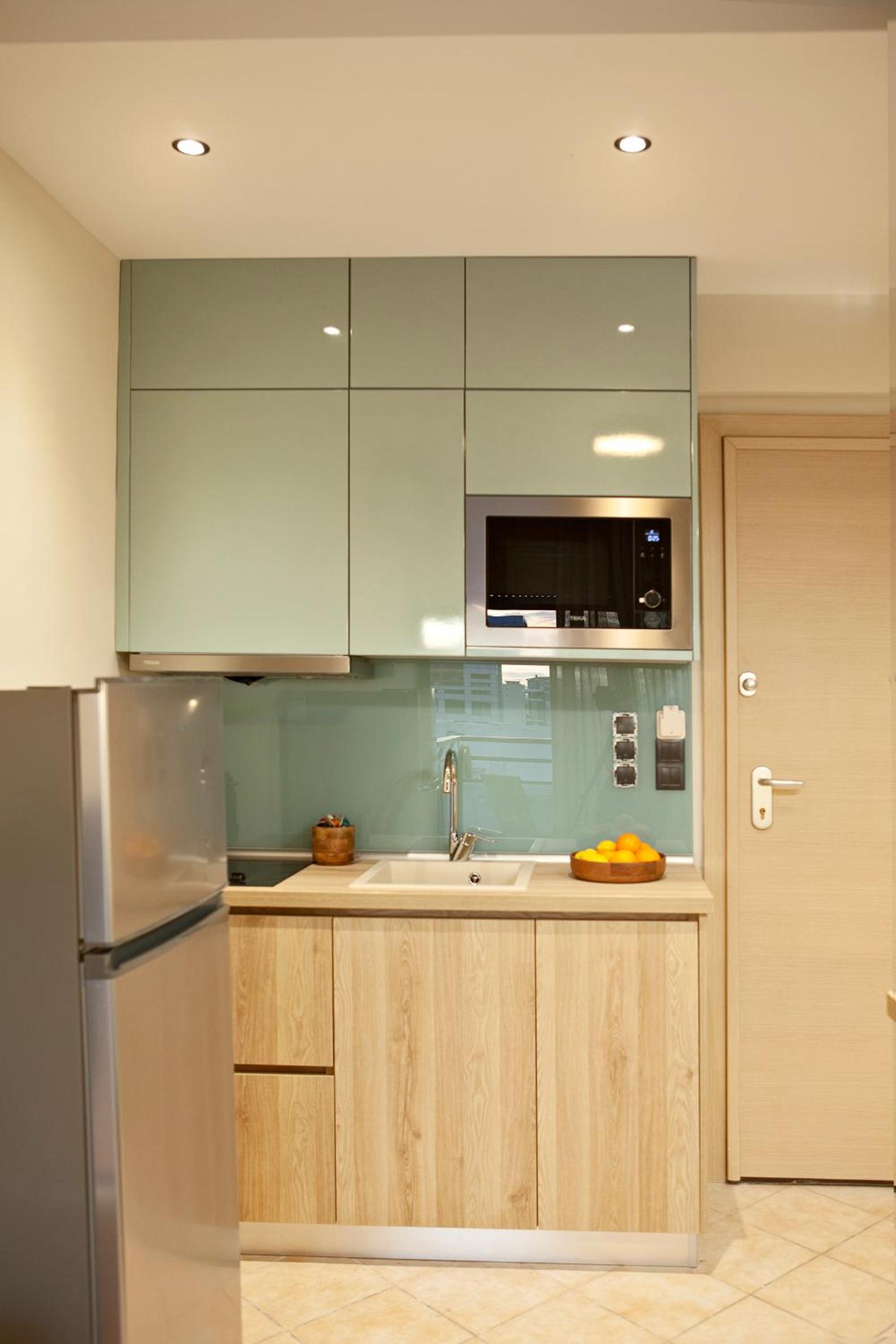 One-Bedroom Apartment - Photo 8
