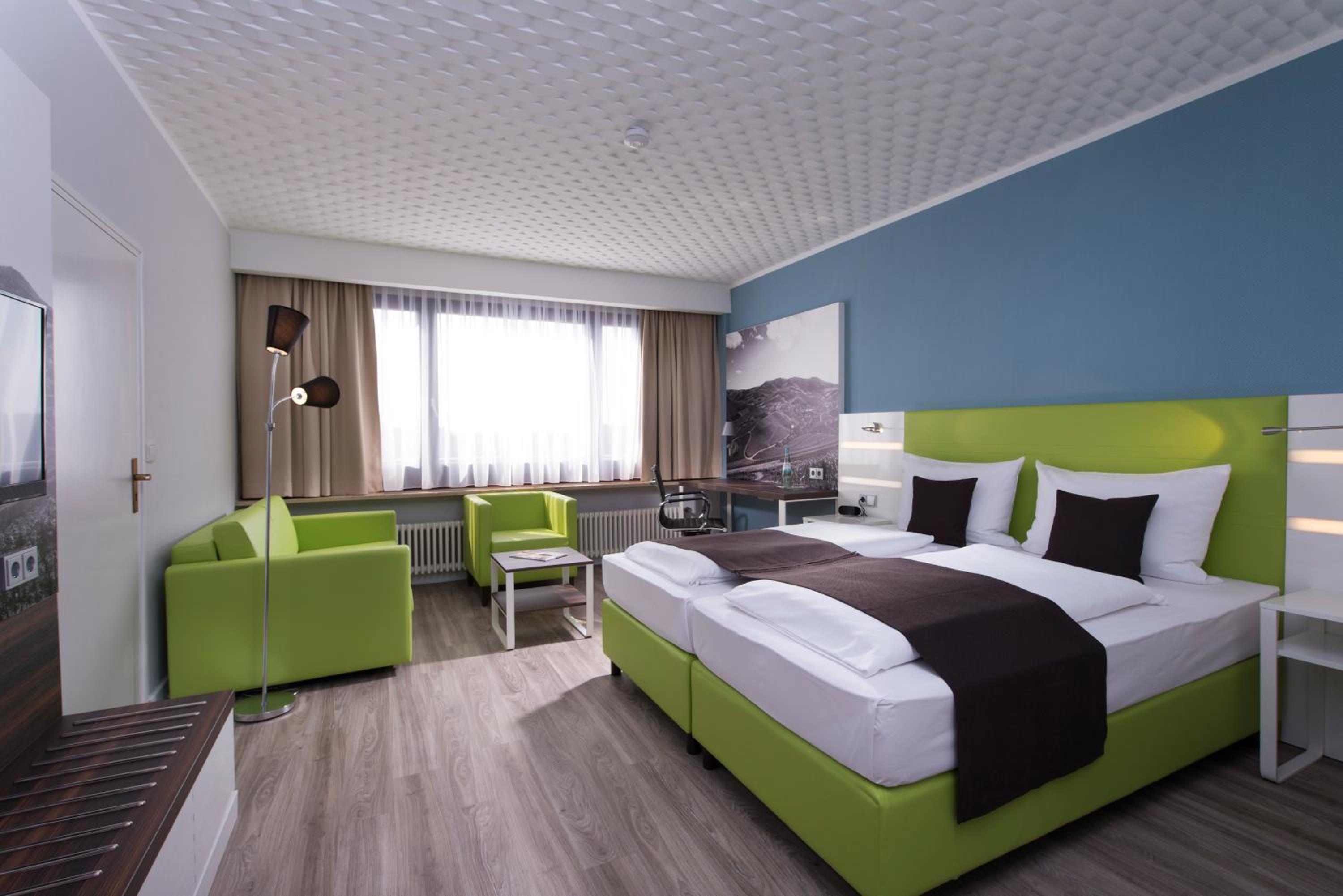 Superior Twin Room - Photo 11