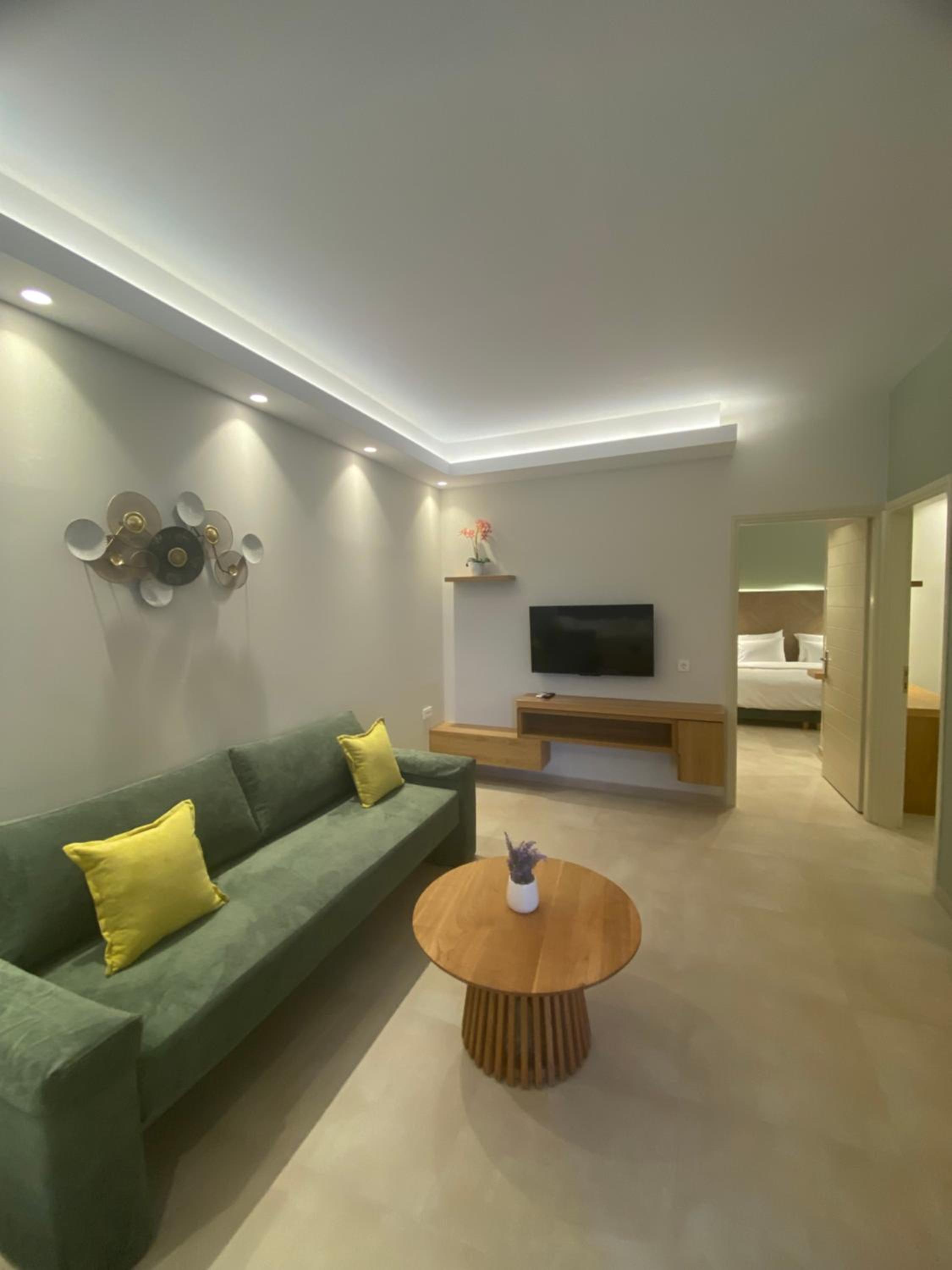 Two-Bedroom Suite photo 2