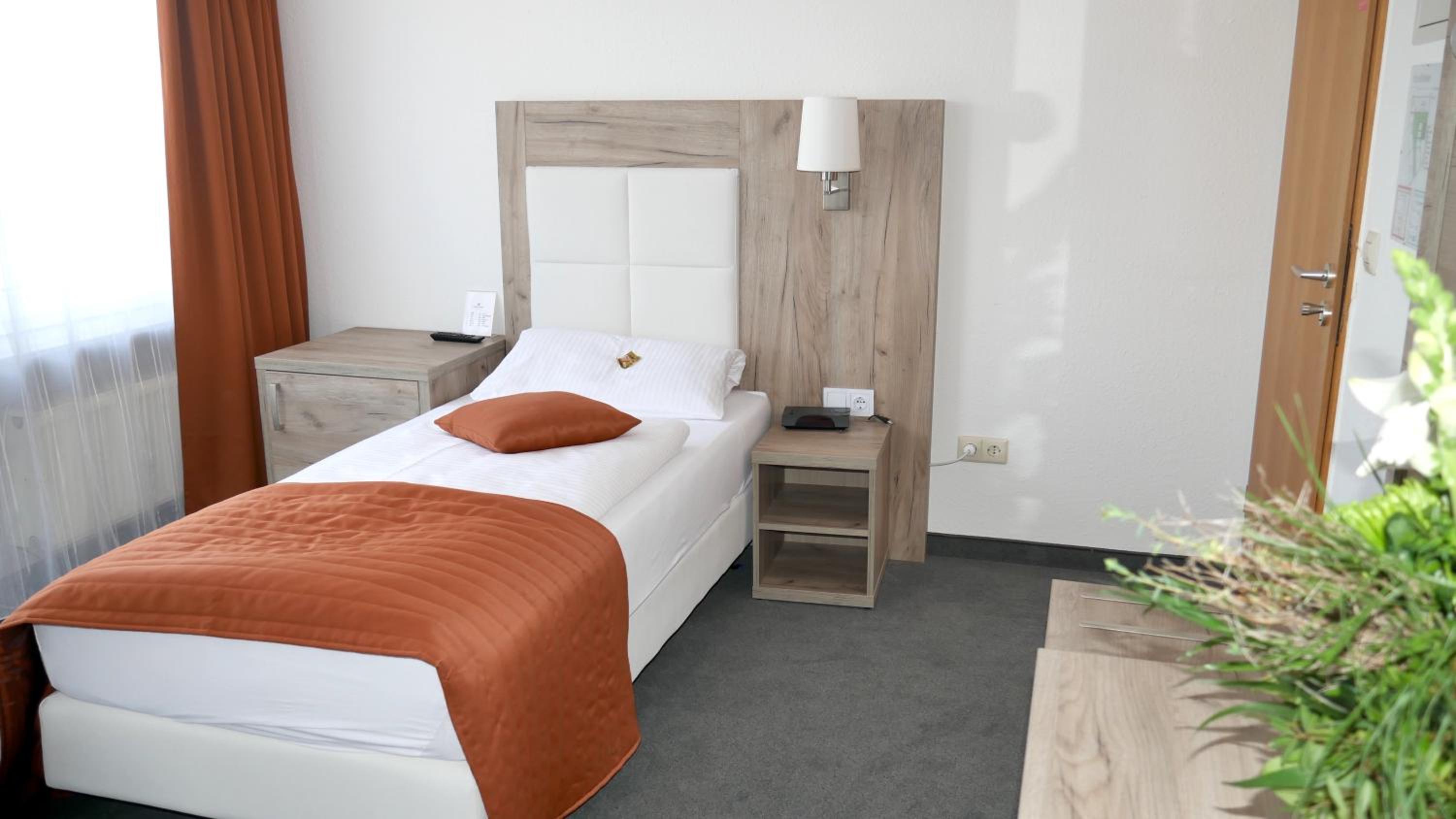 Single Room photo 3