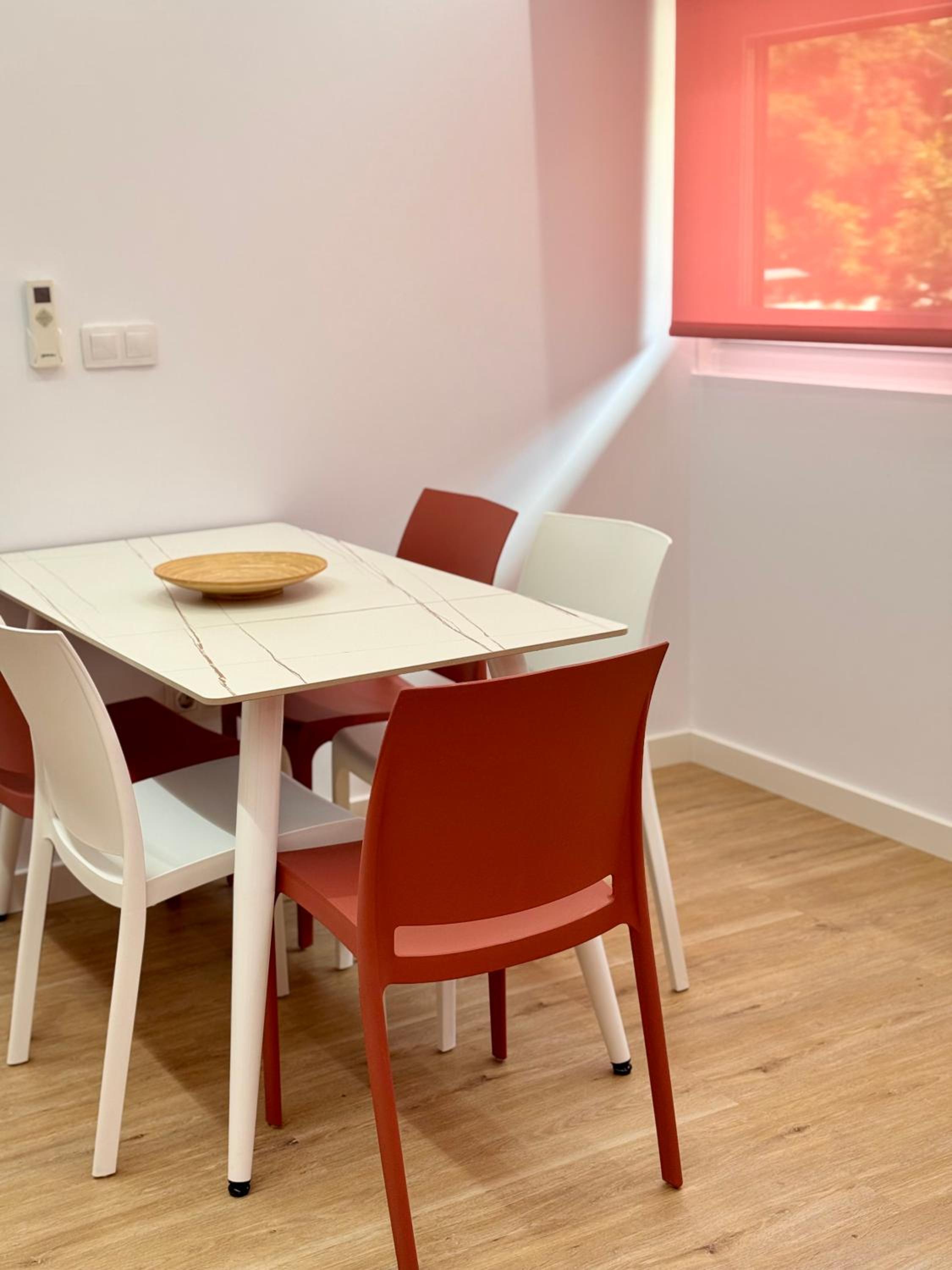 Apartment photo 2