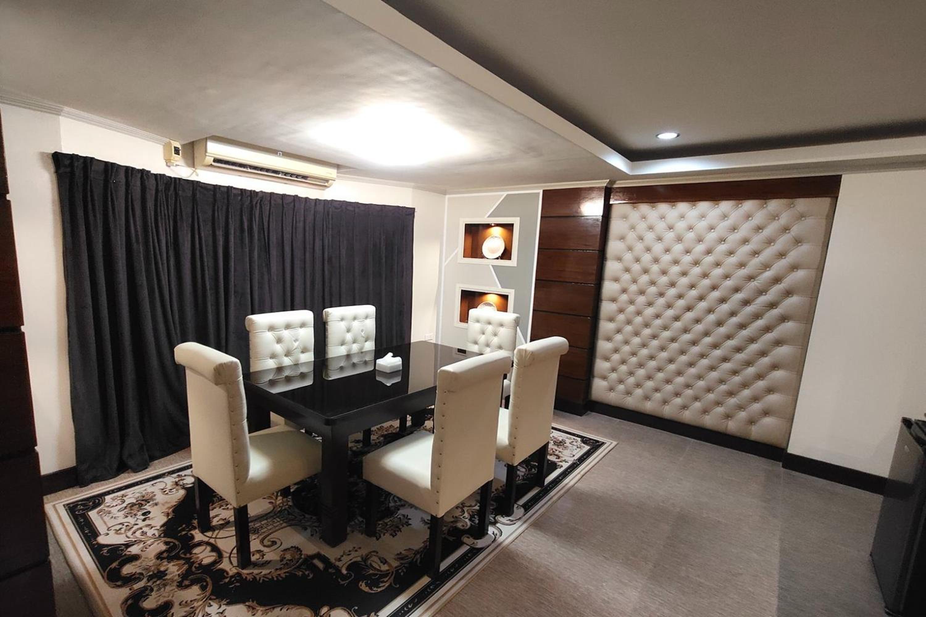 King Suite