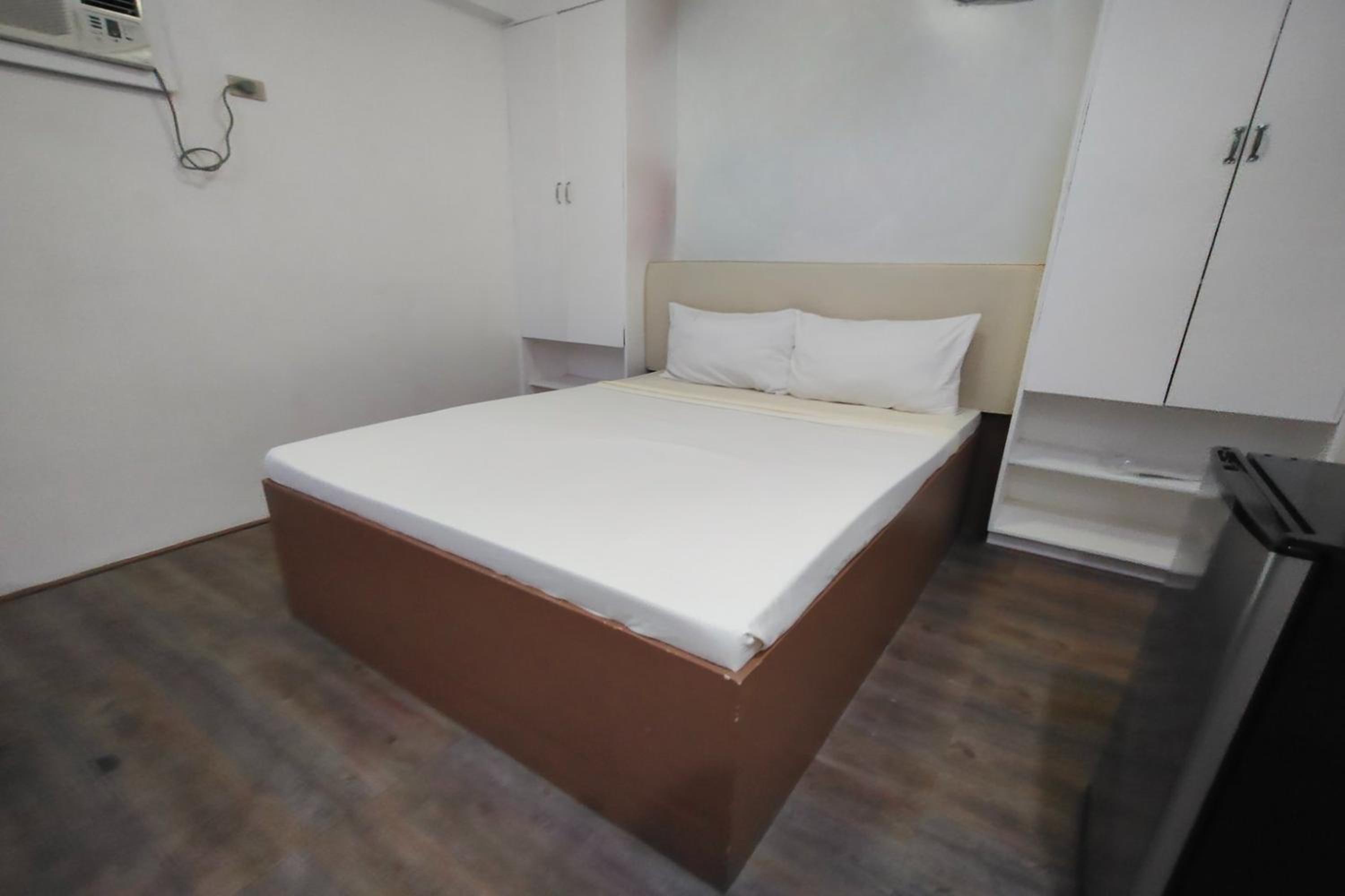 Deluxe Room - Photo 4