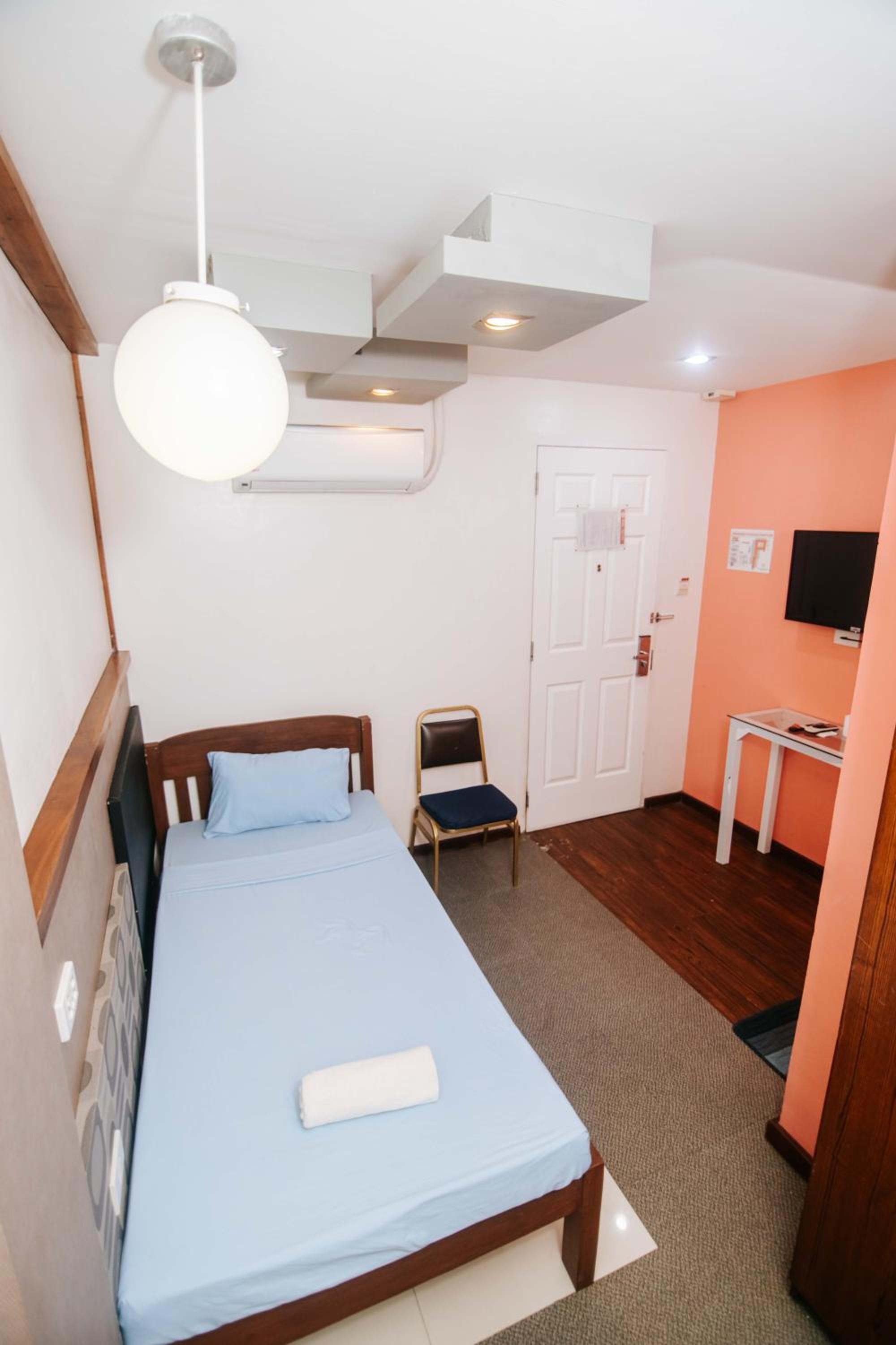 Single Room photo 3