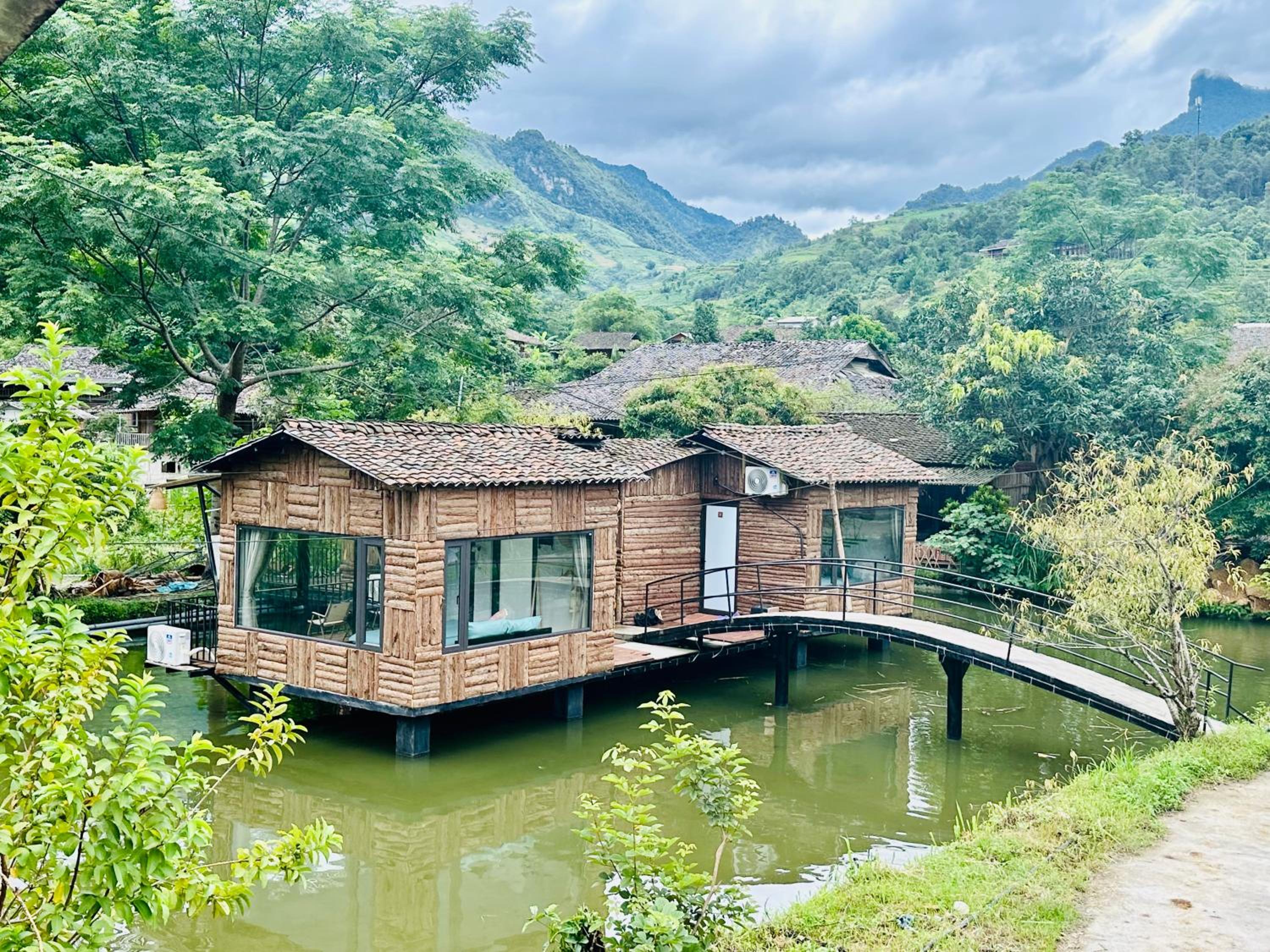 Superior Bungalow