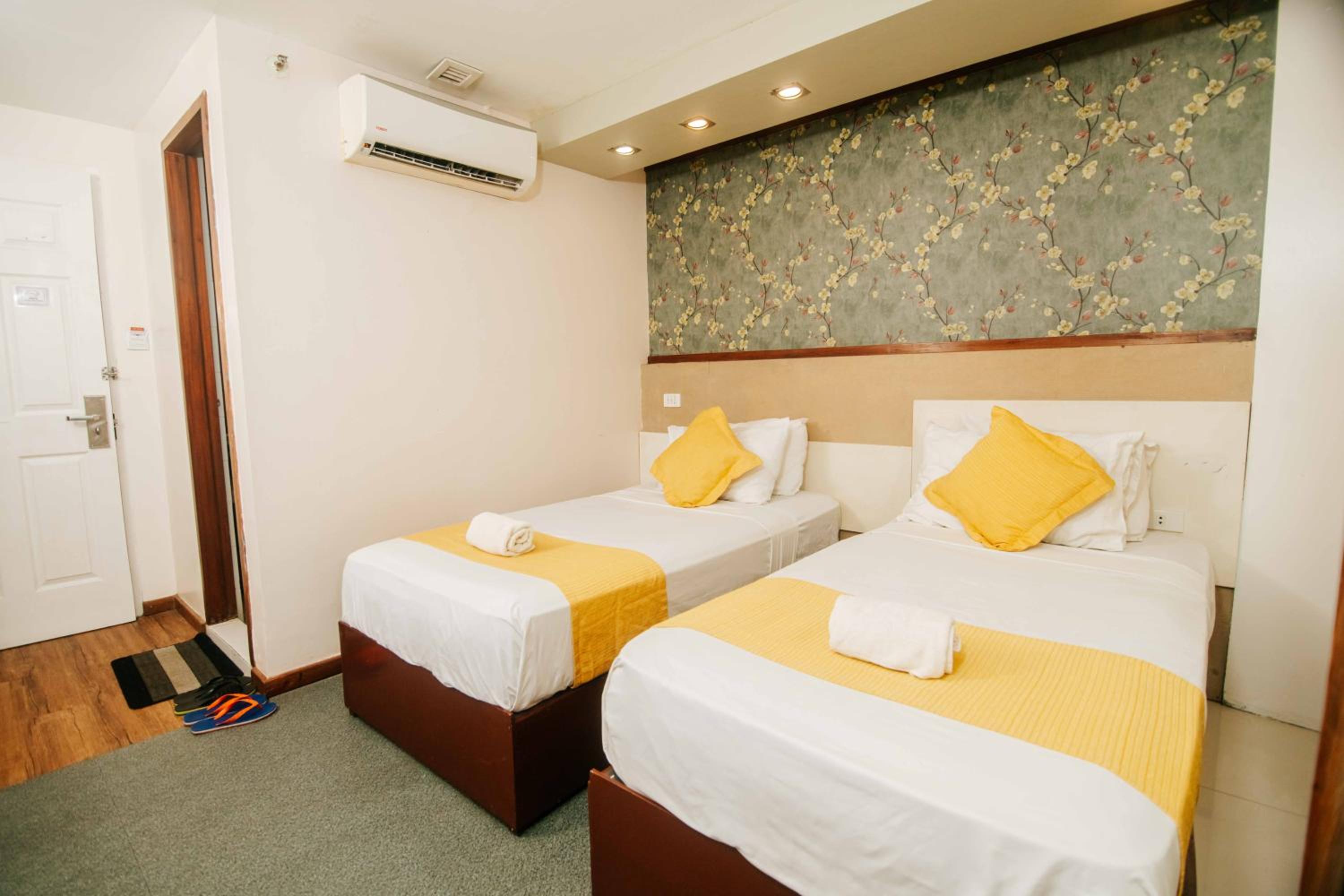 Deluxe Twin Room photo 1