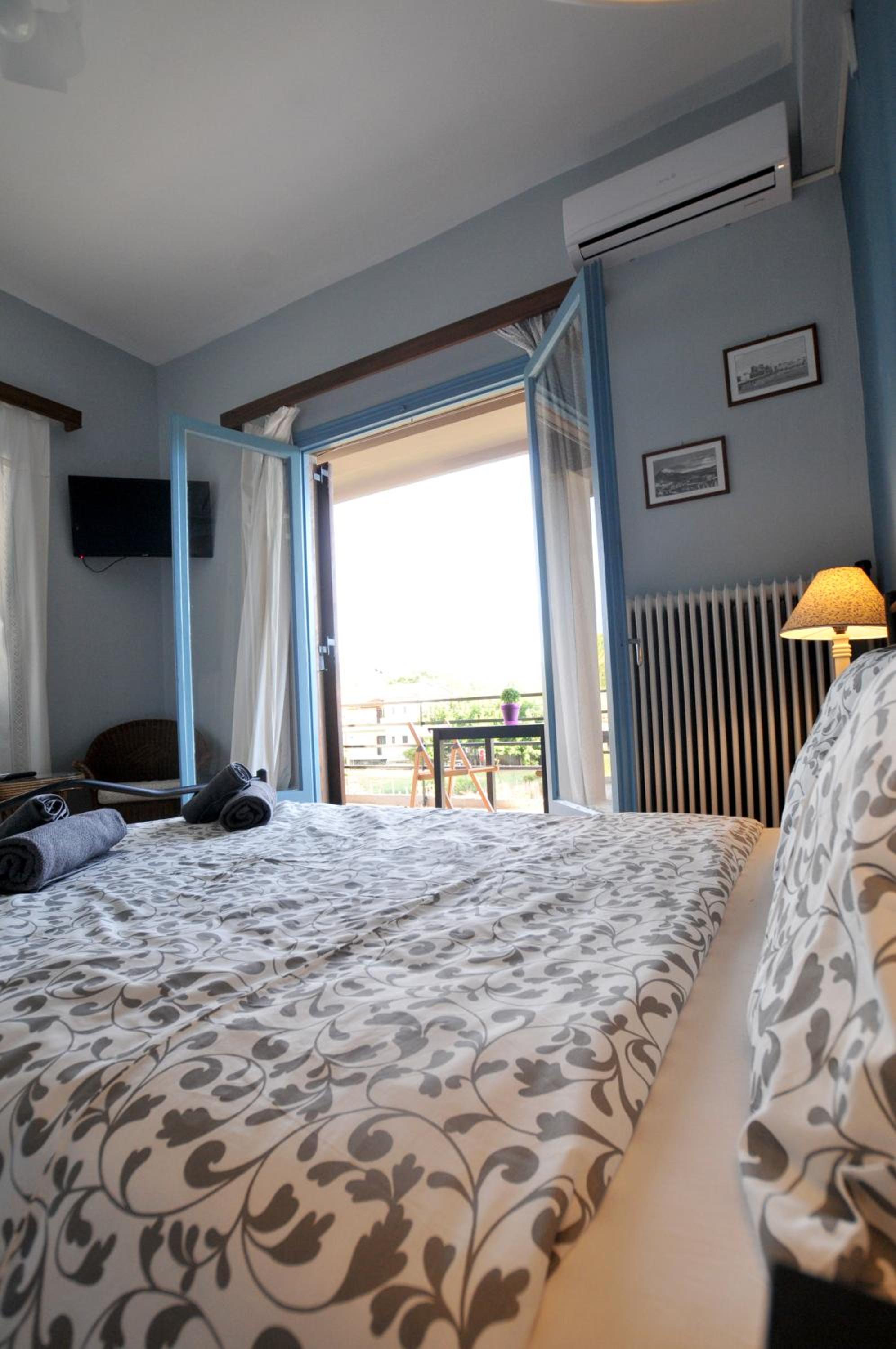 Standard Double or Twin Room with Balcony photo 3