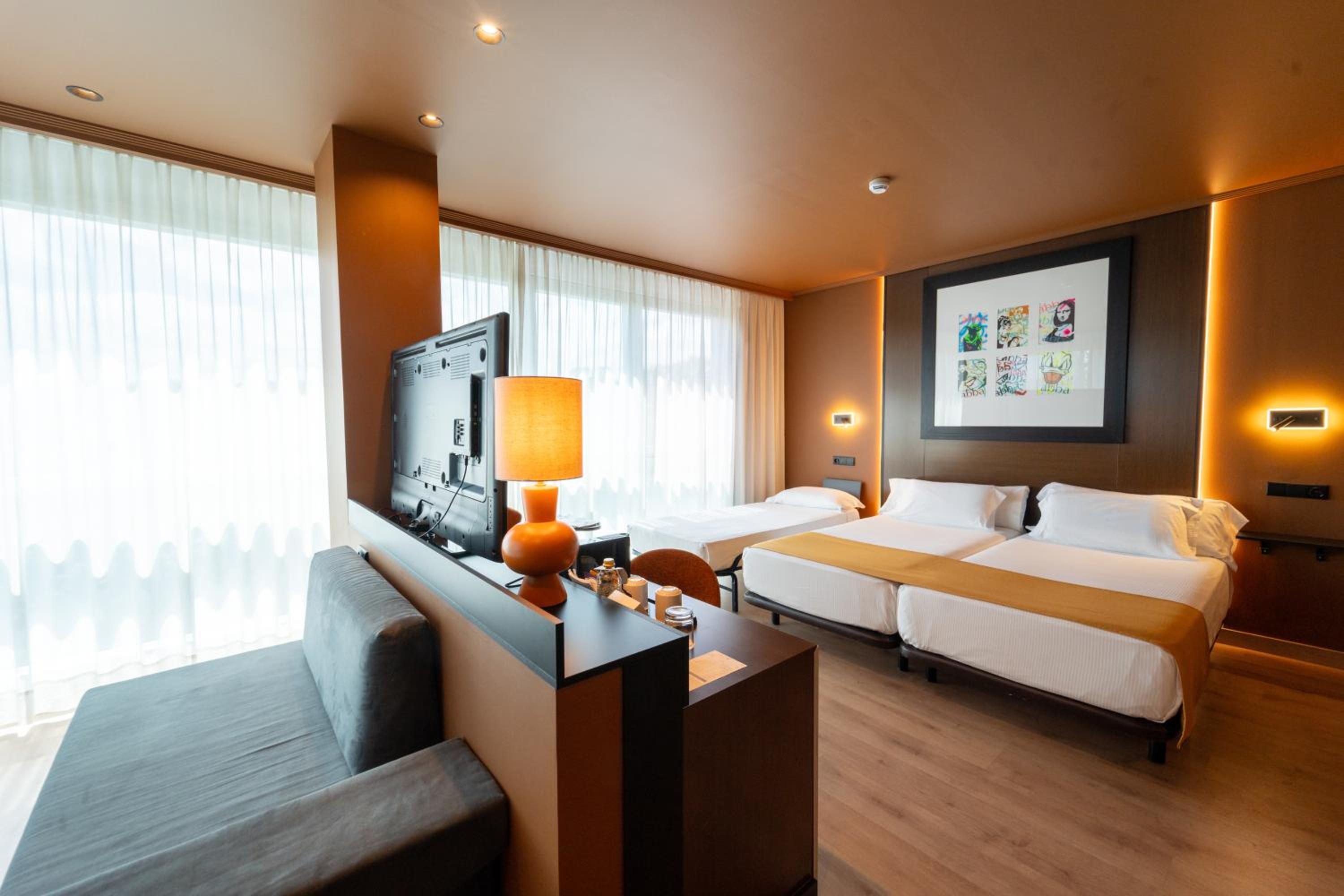 Triple Room - Photo 6