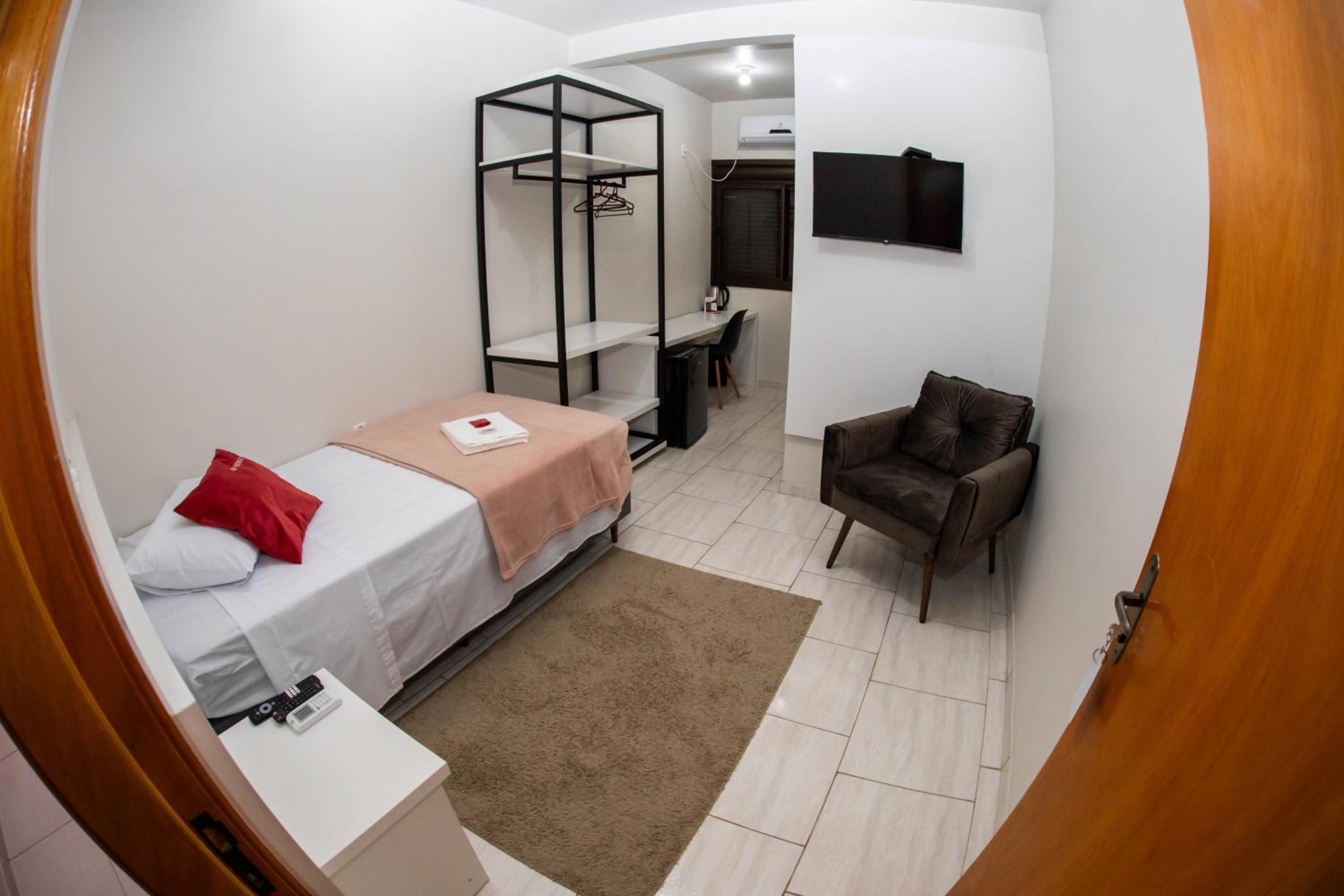 Deluxe Single Room