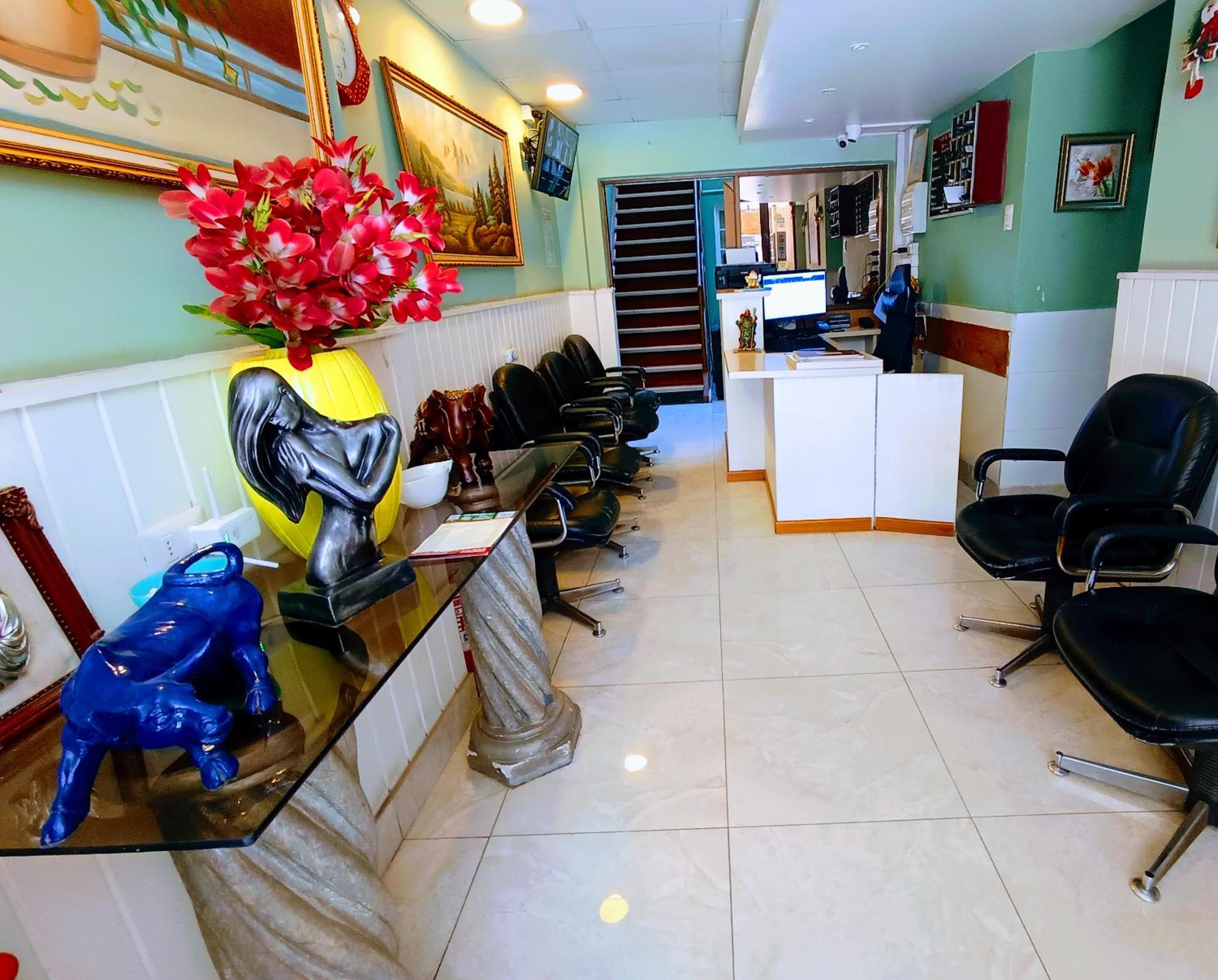 Standard Single Room with Shared Bathroom
