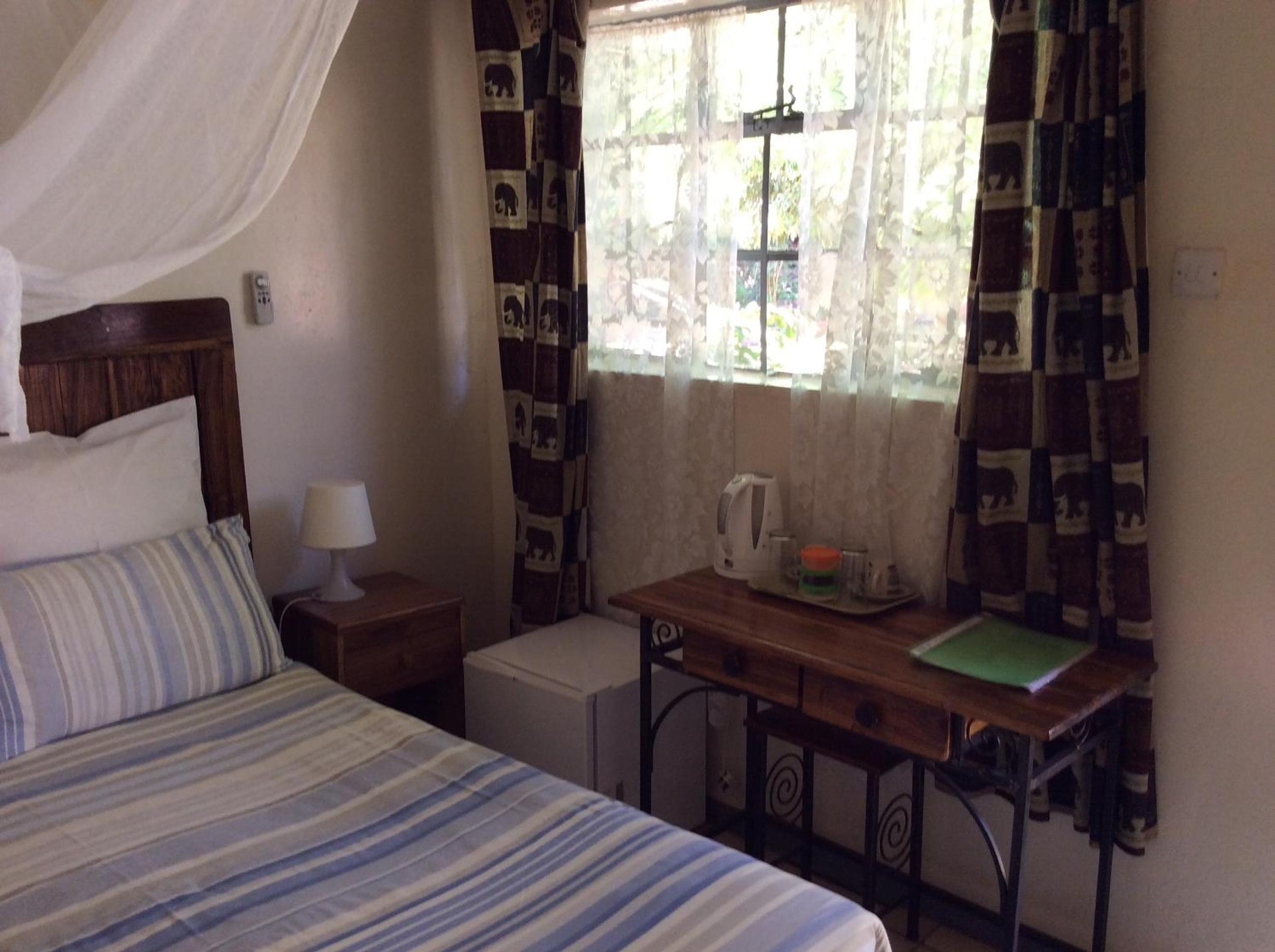 Budget Double Room photo 1