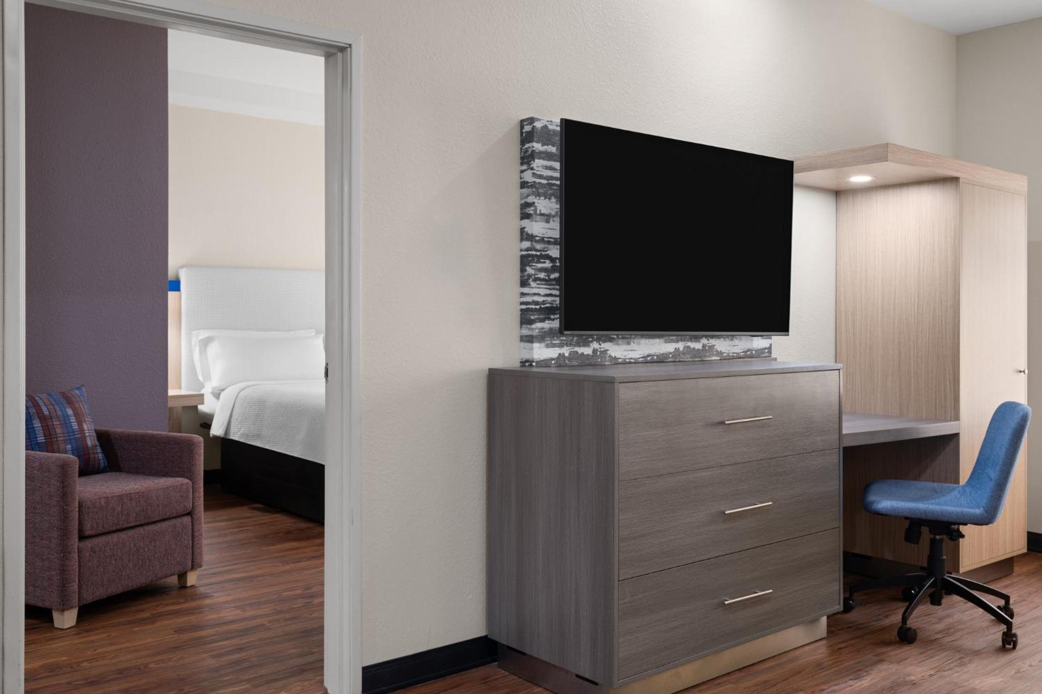King Suite - Photo 6