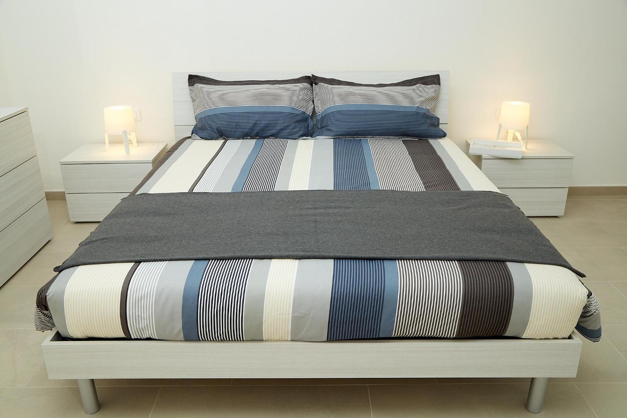 Standard Double Room with Shared Bathroom