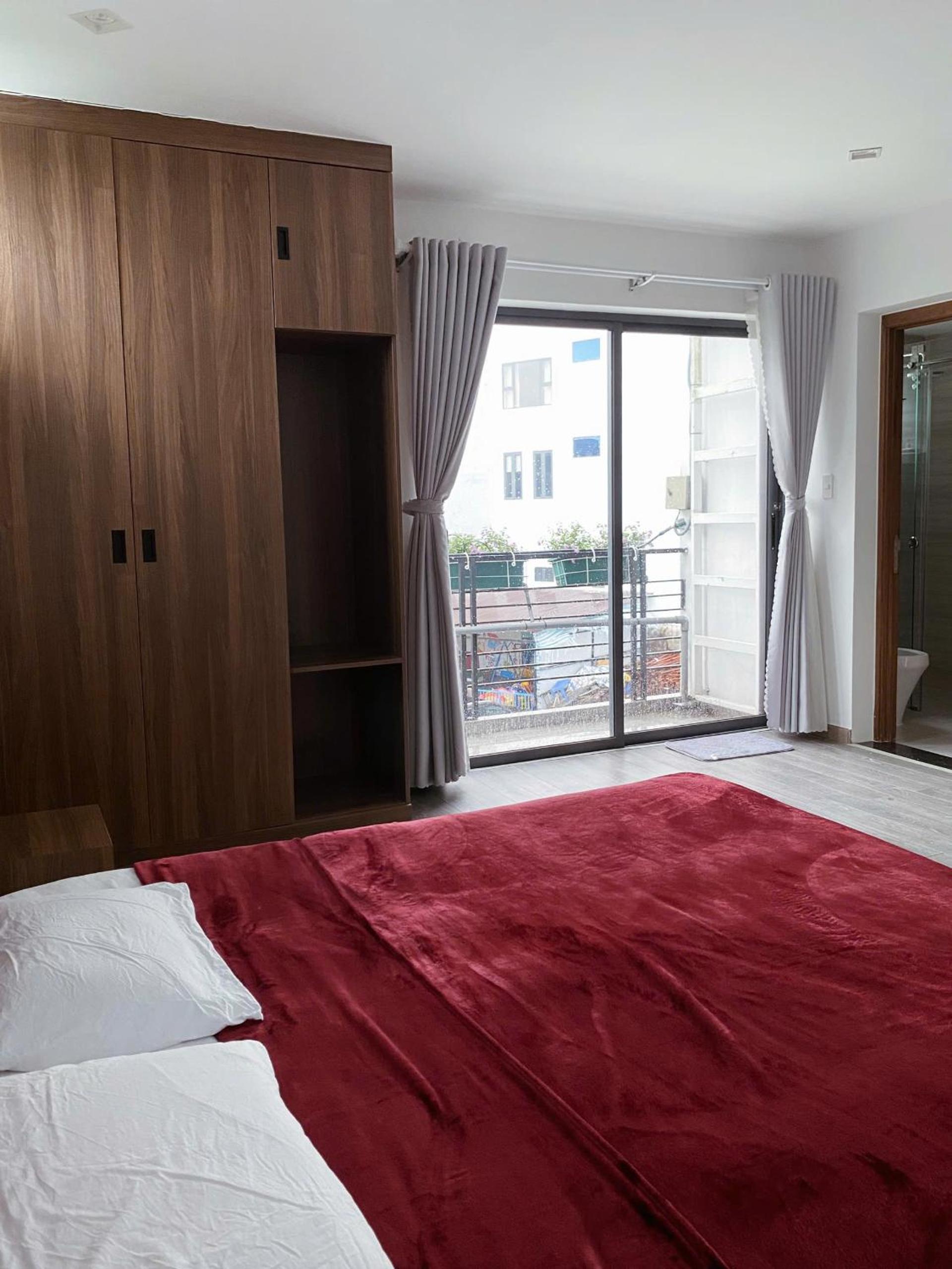 Deluxe Double Room with Balcony photo 3
