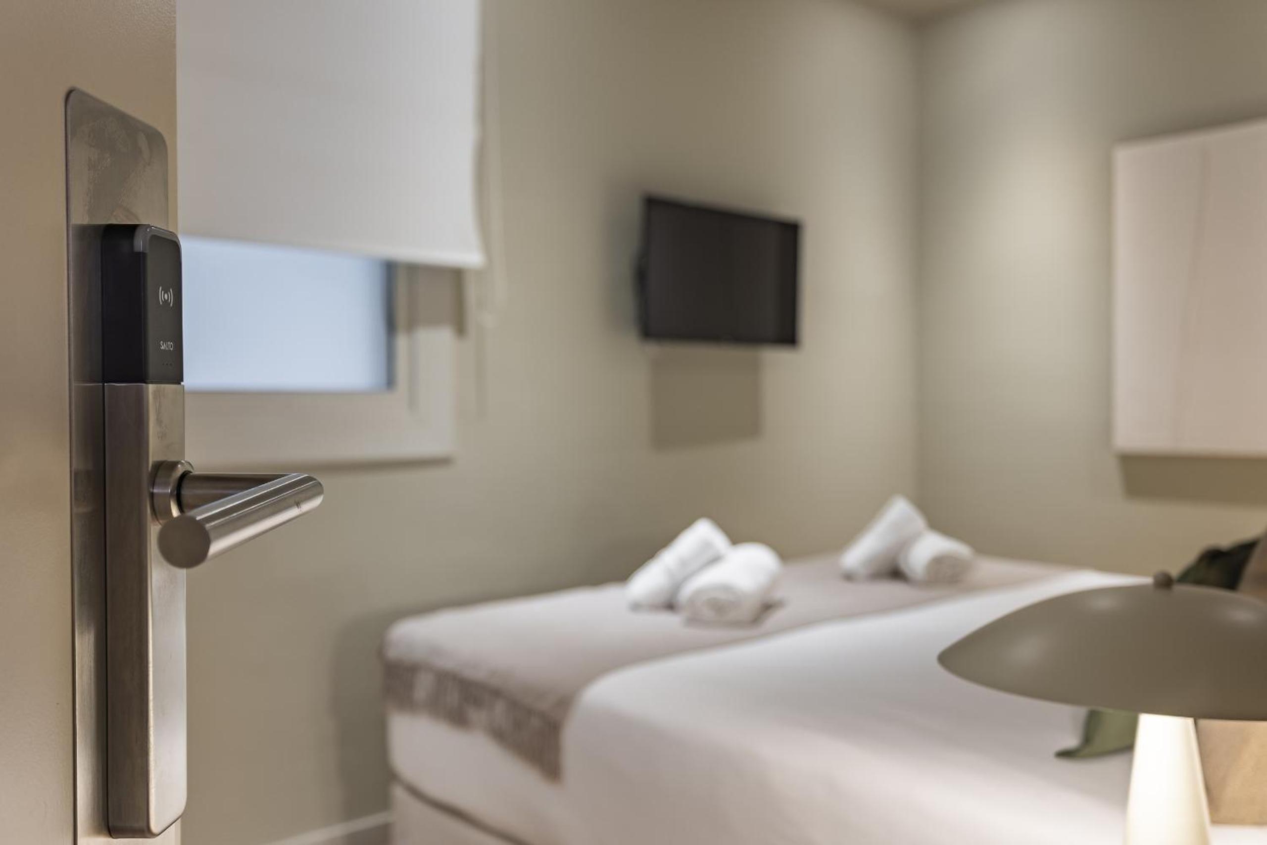 Economy Double Room photo 3