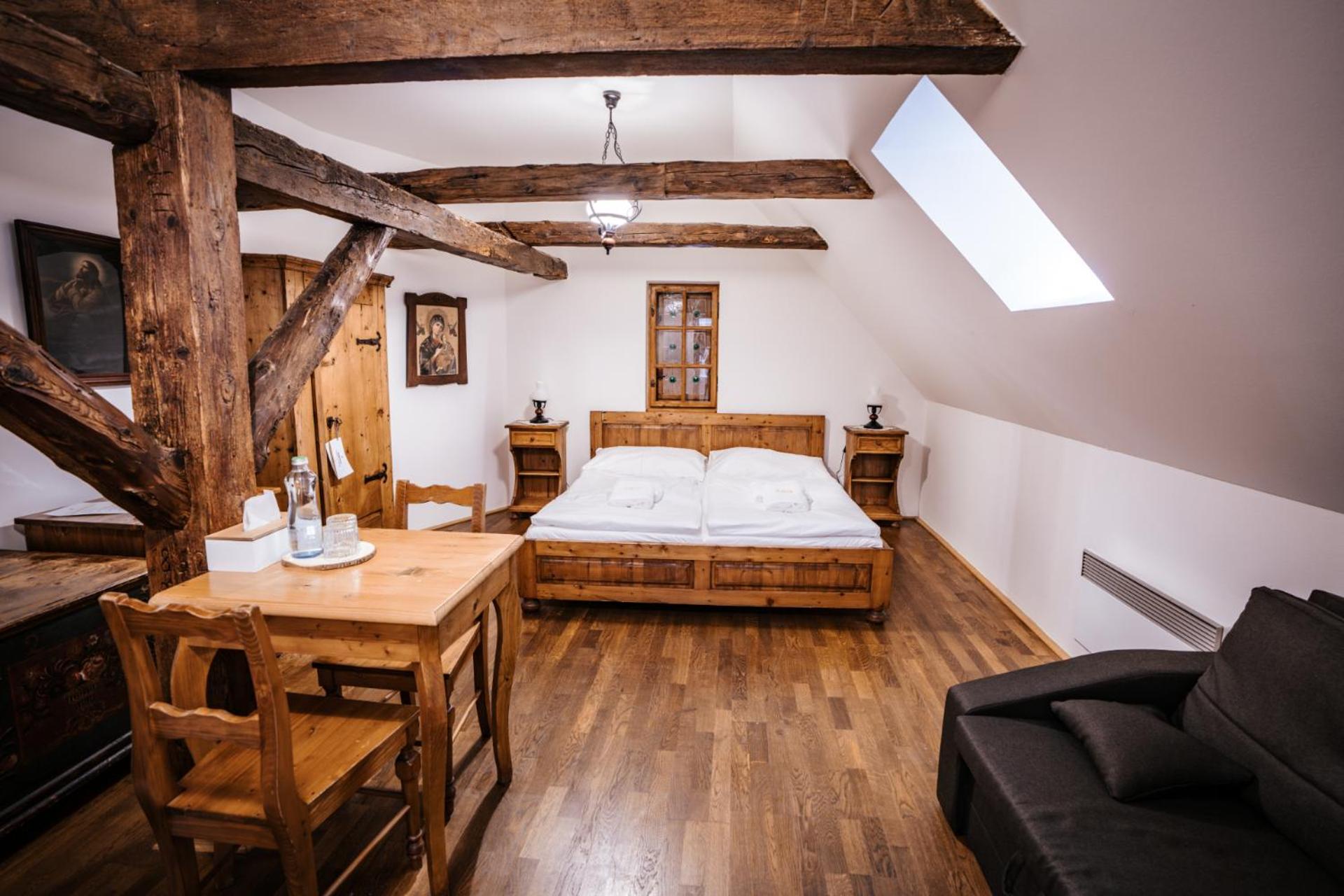 Double Room with Extra Bed photo 1