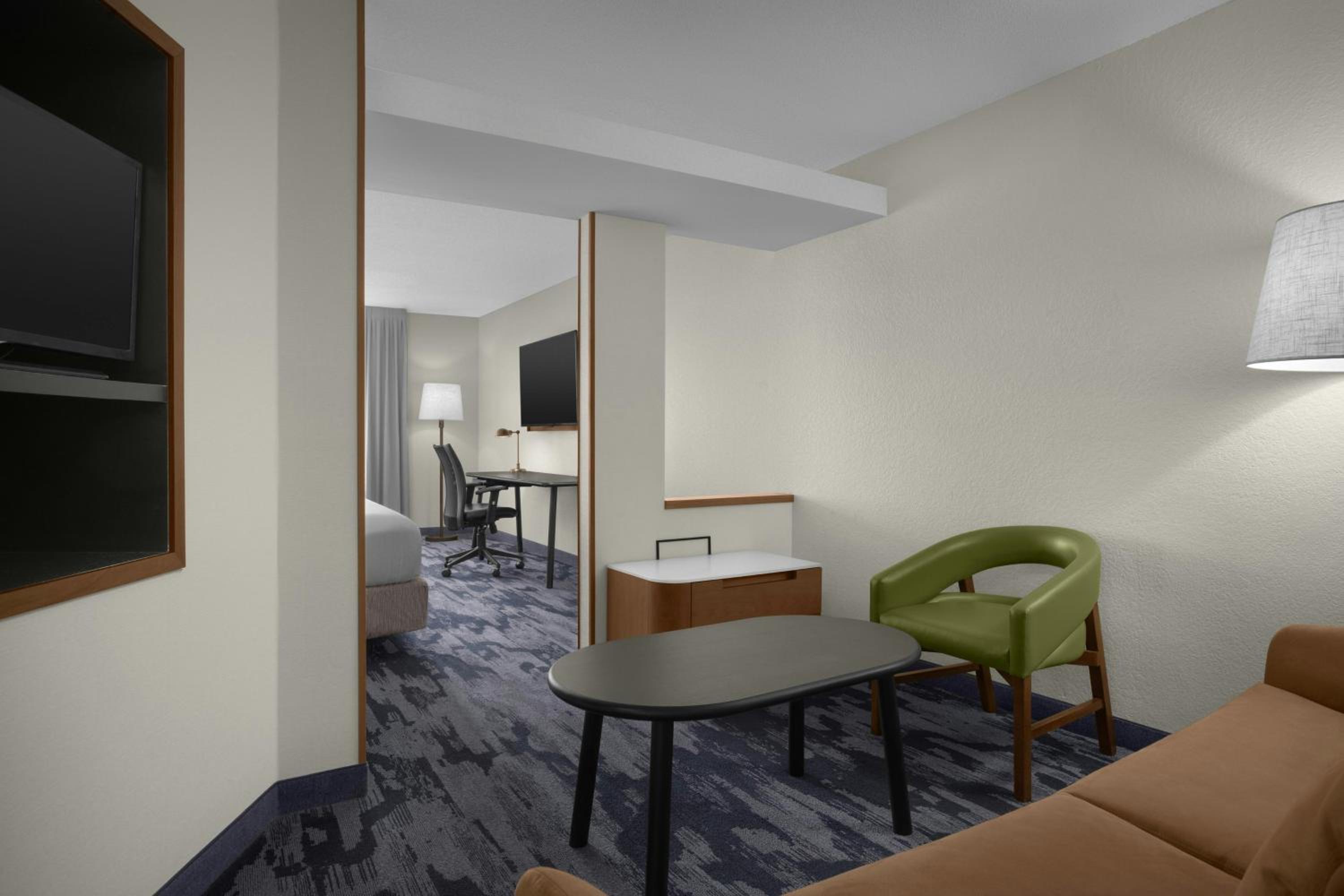 Queen Suite with Two Queen Beds and Sofa Bed - Photo 1