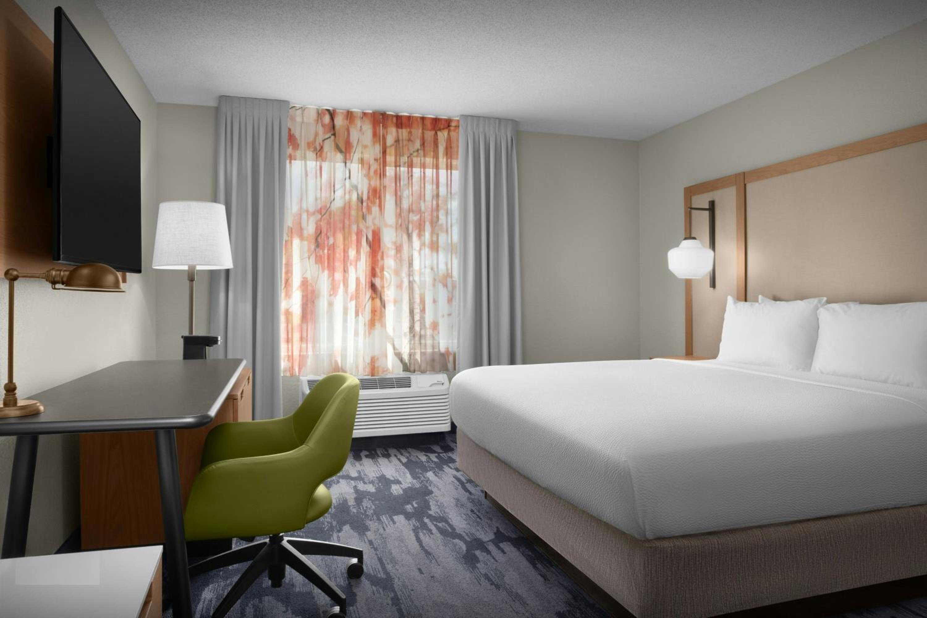 King Room - Hearing Accessible - Photo 1