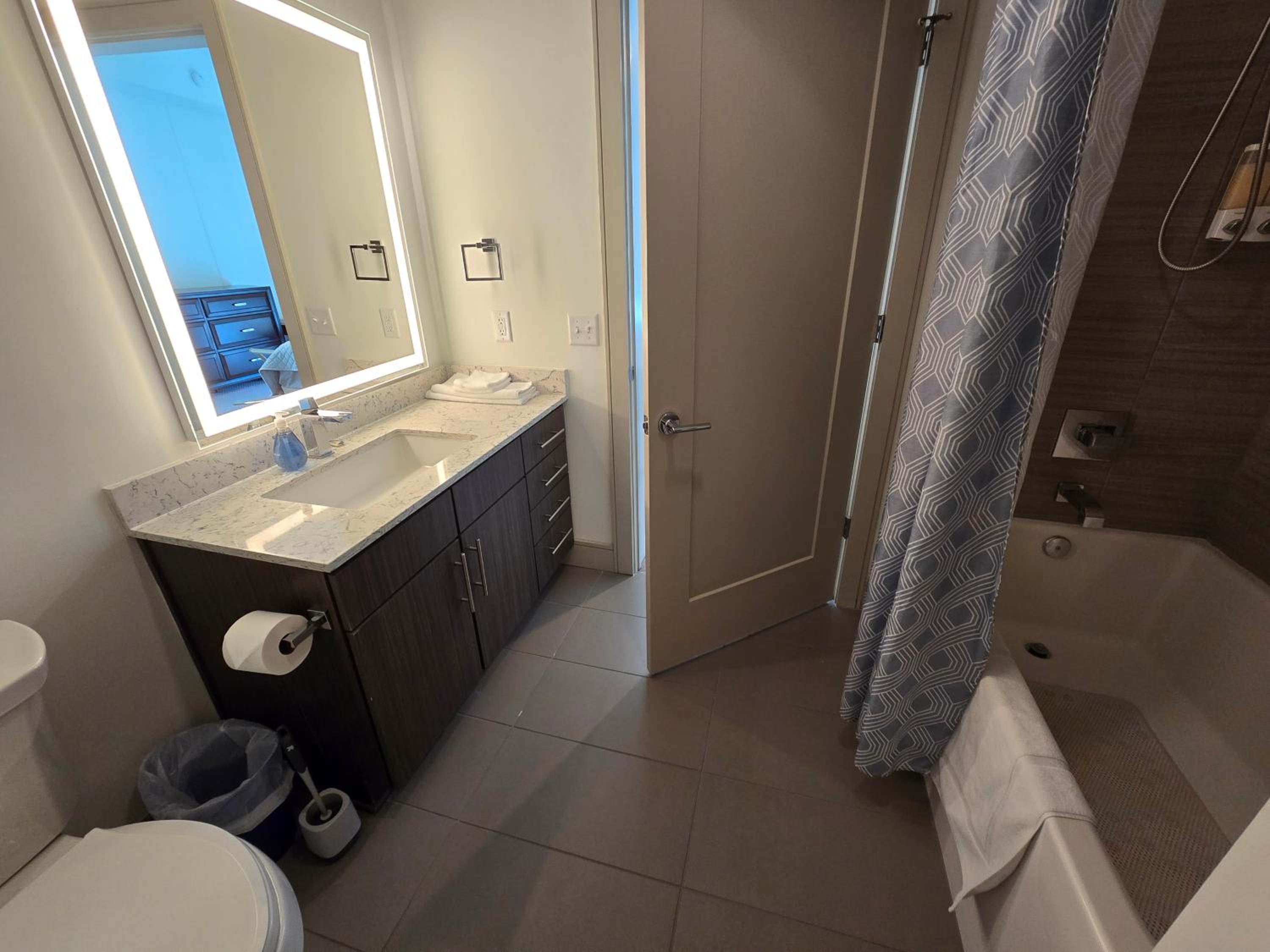 Three-Bedroom Apartment with Balcony