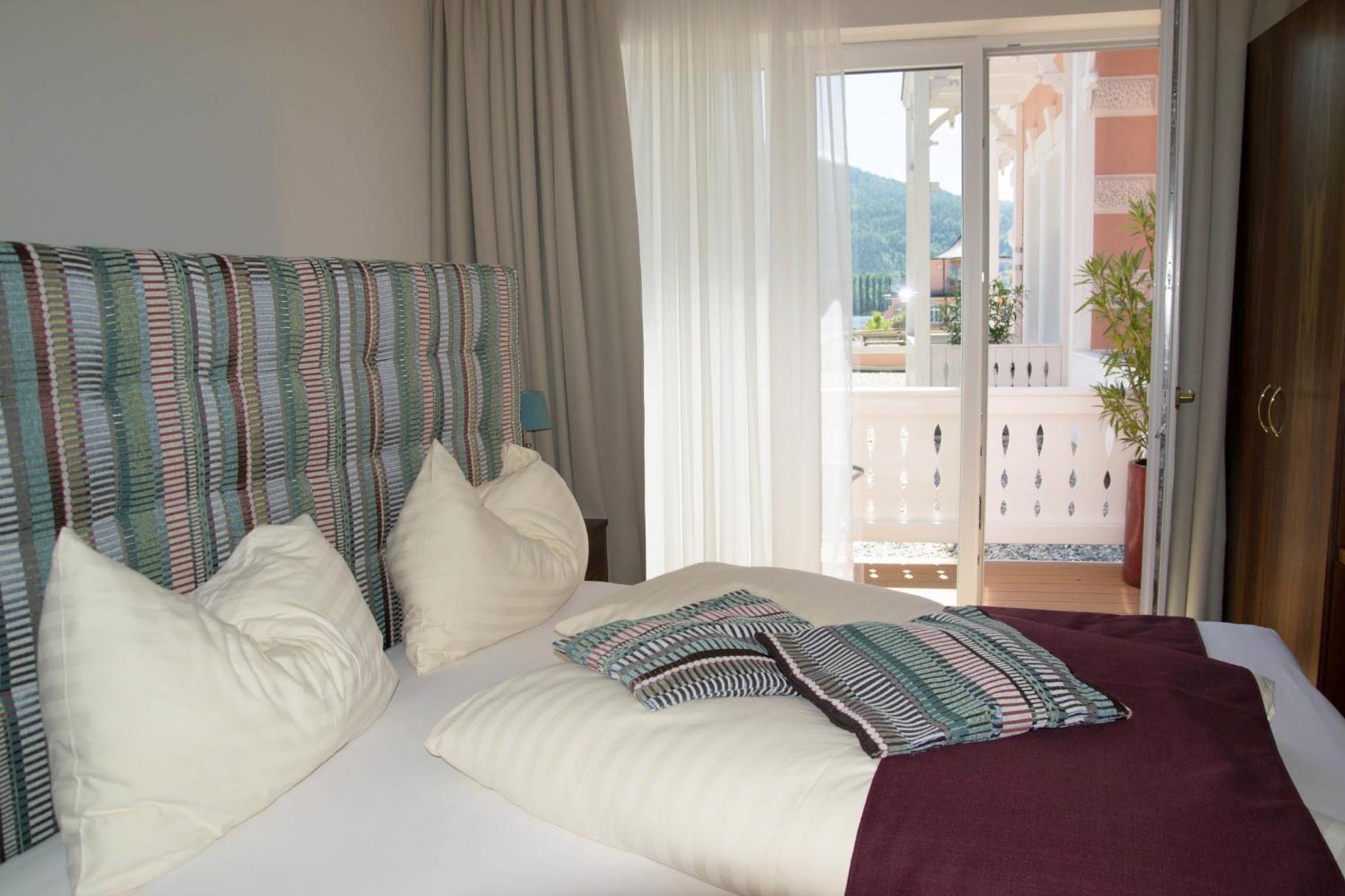 Double Room with Balcony - Photo 1