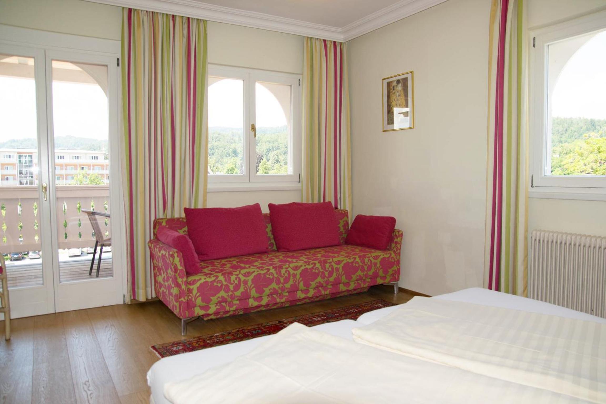 Double Room with Sofa Bed and Balcony photo 2