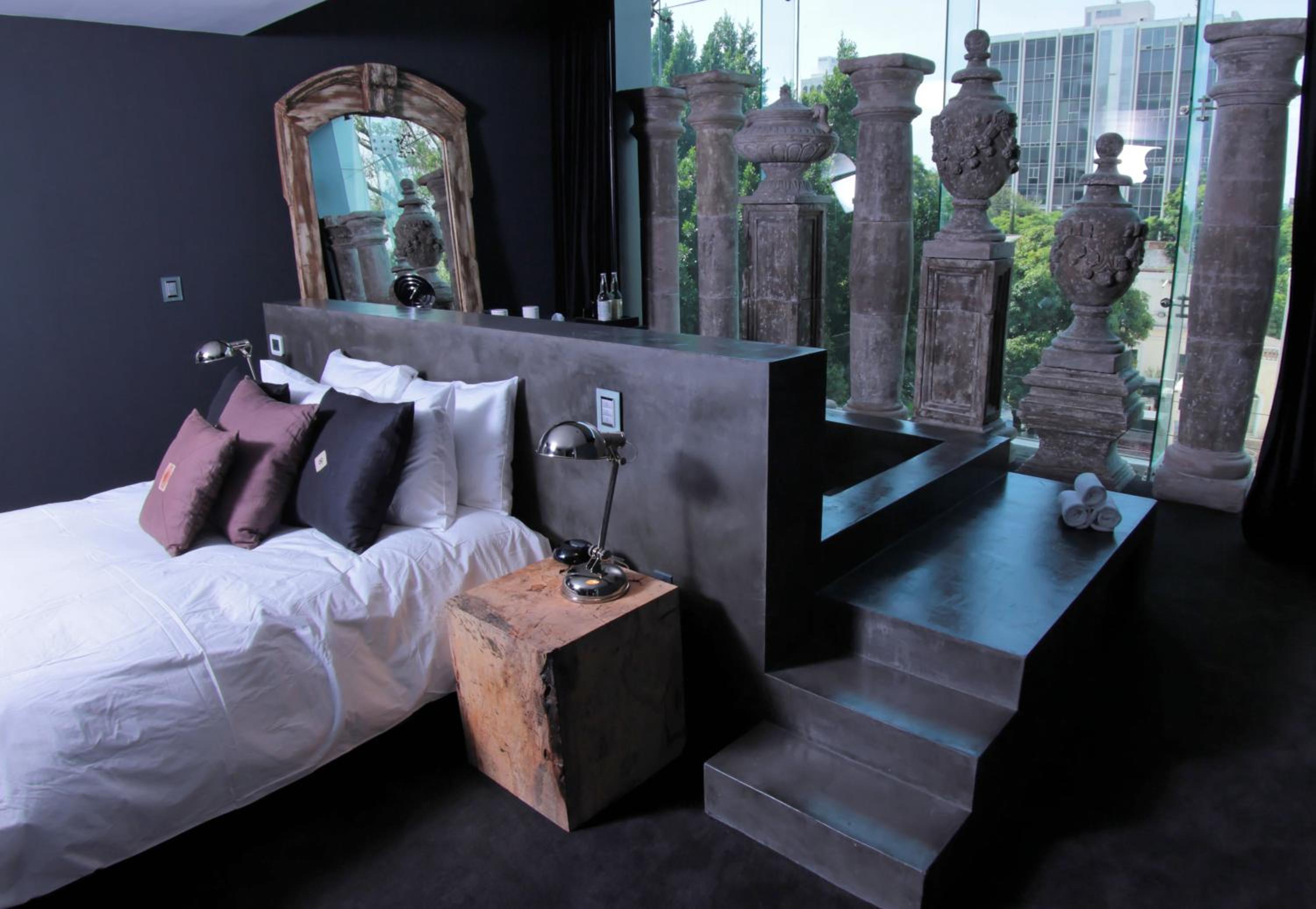 Urban Suite Bath - Photo 3