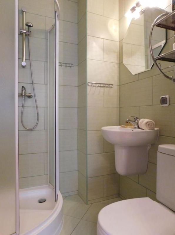 Family Room with Private Bathroom photo 3