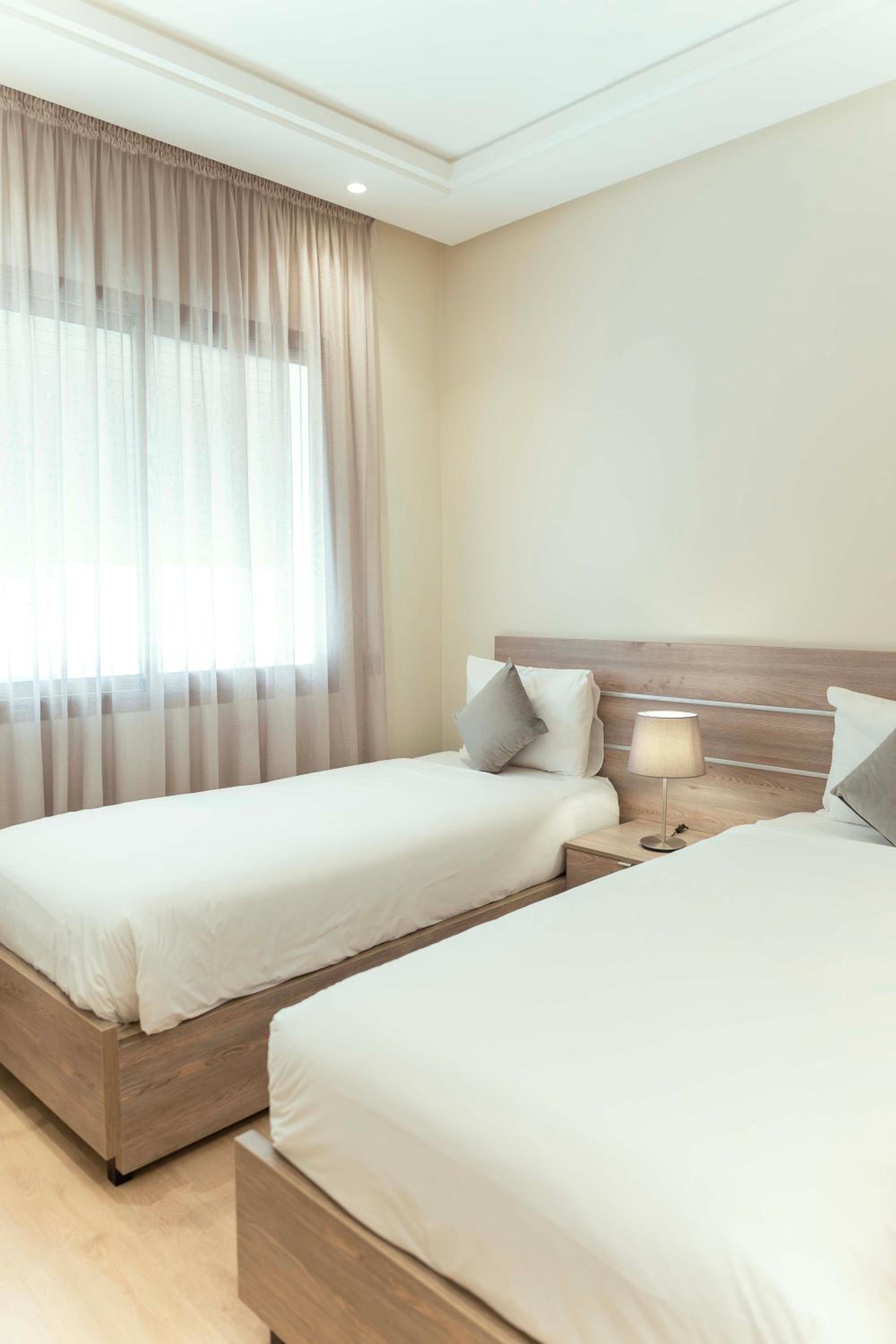 Deluxe Twin Room - Photo 6