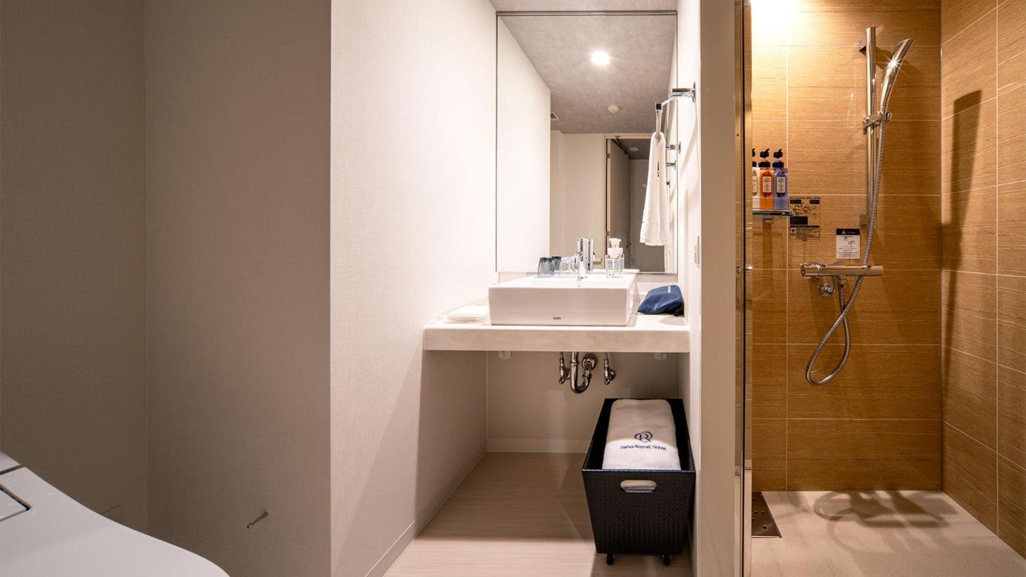 Moderate Double with Shower (2 Adults) - Non-Smoking