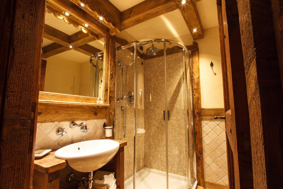 One-Bedroom Apartment with Spa Bath
