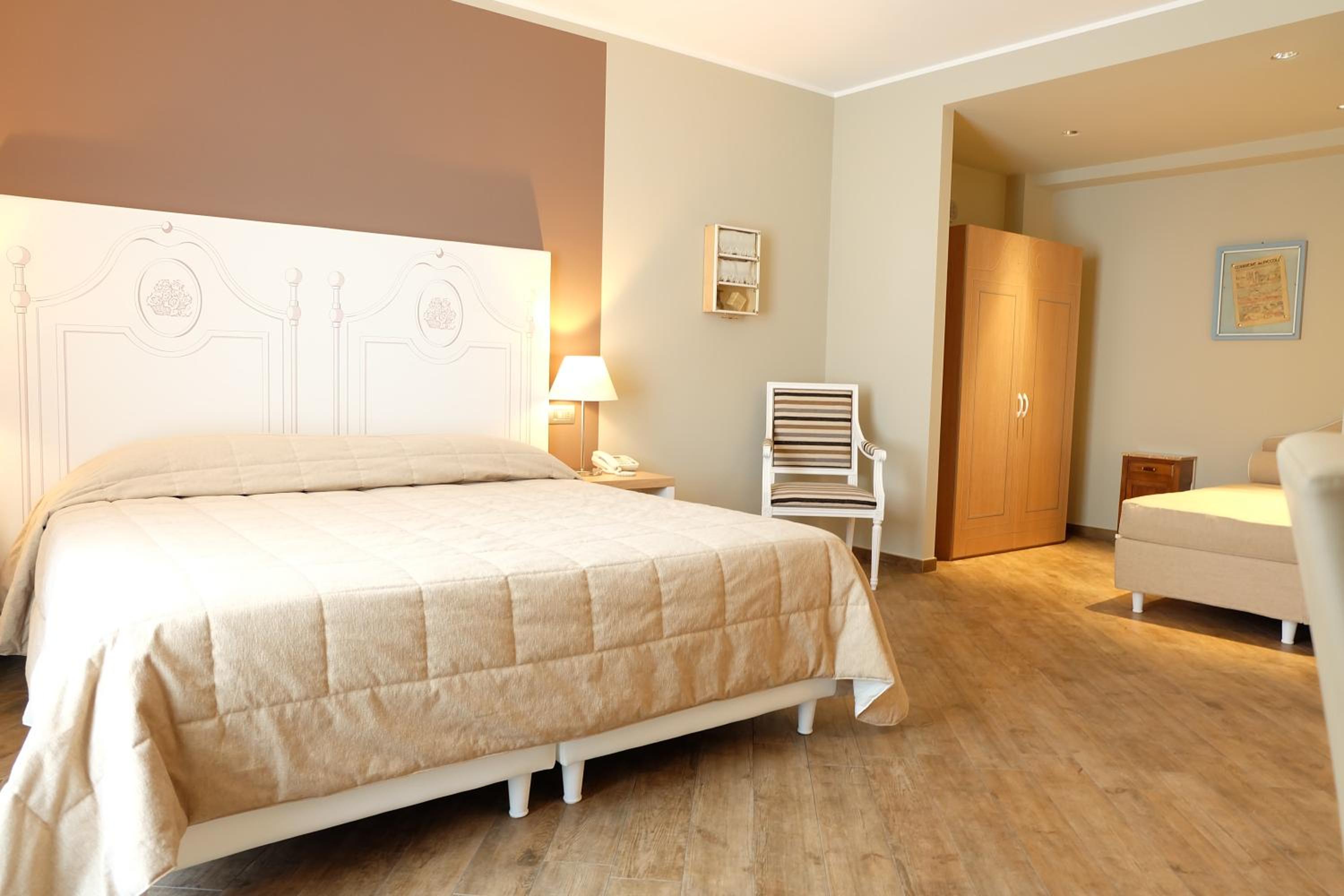 Triple Room photo 2