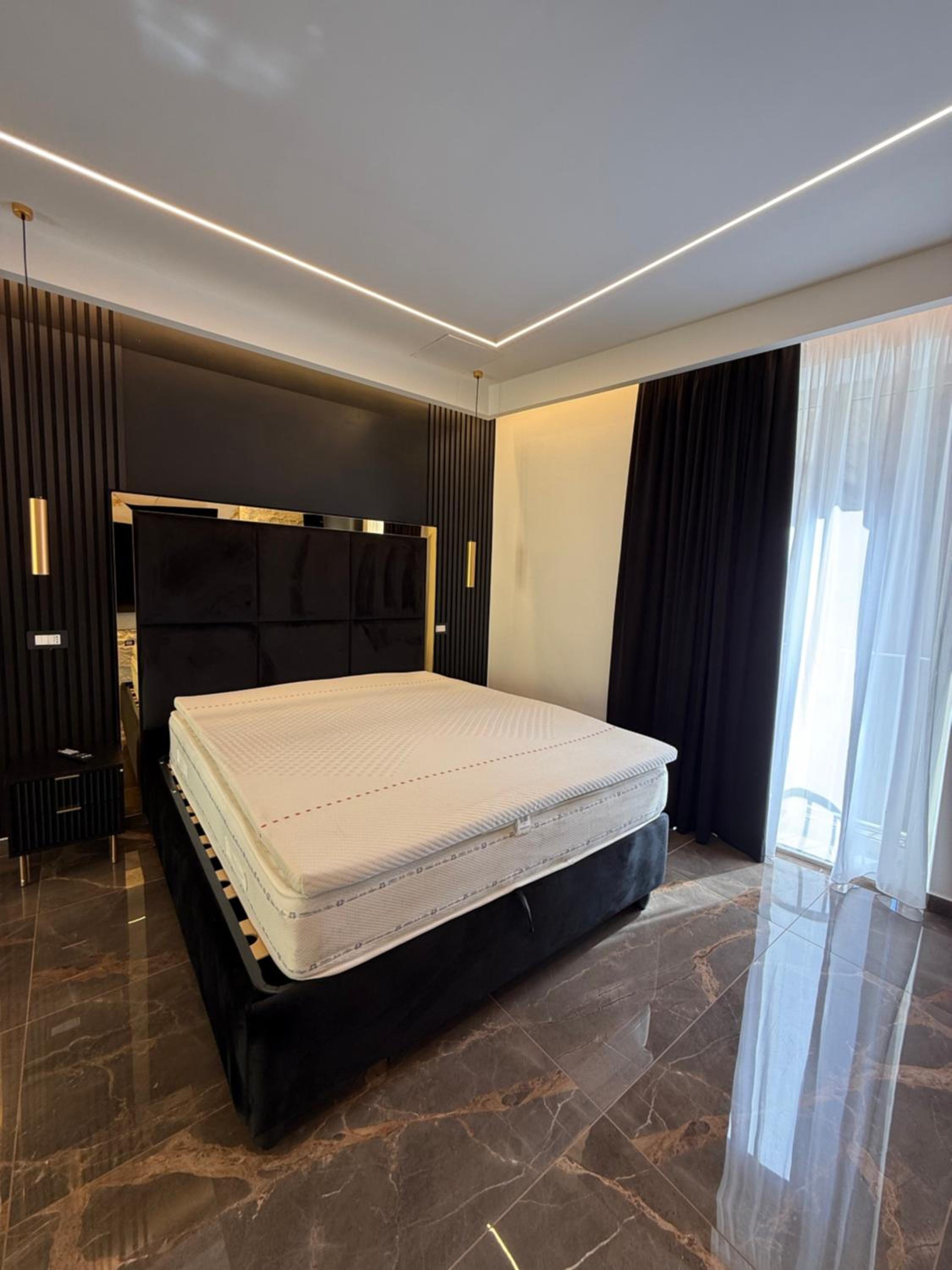 King Room with Spa Bath