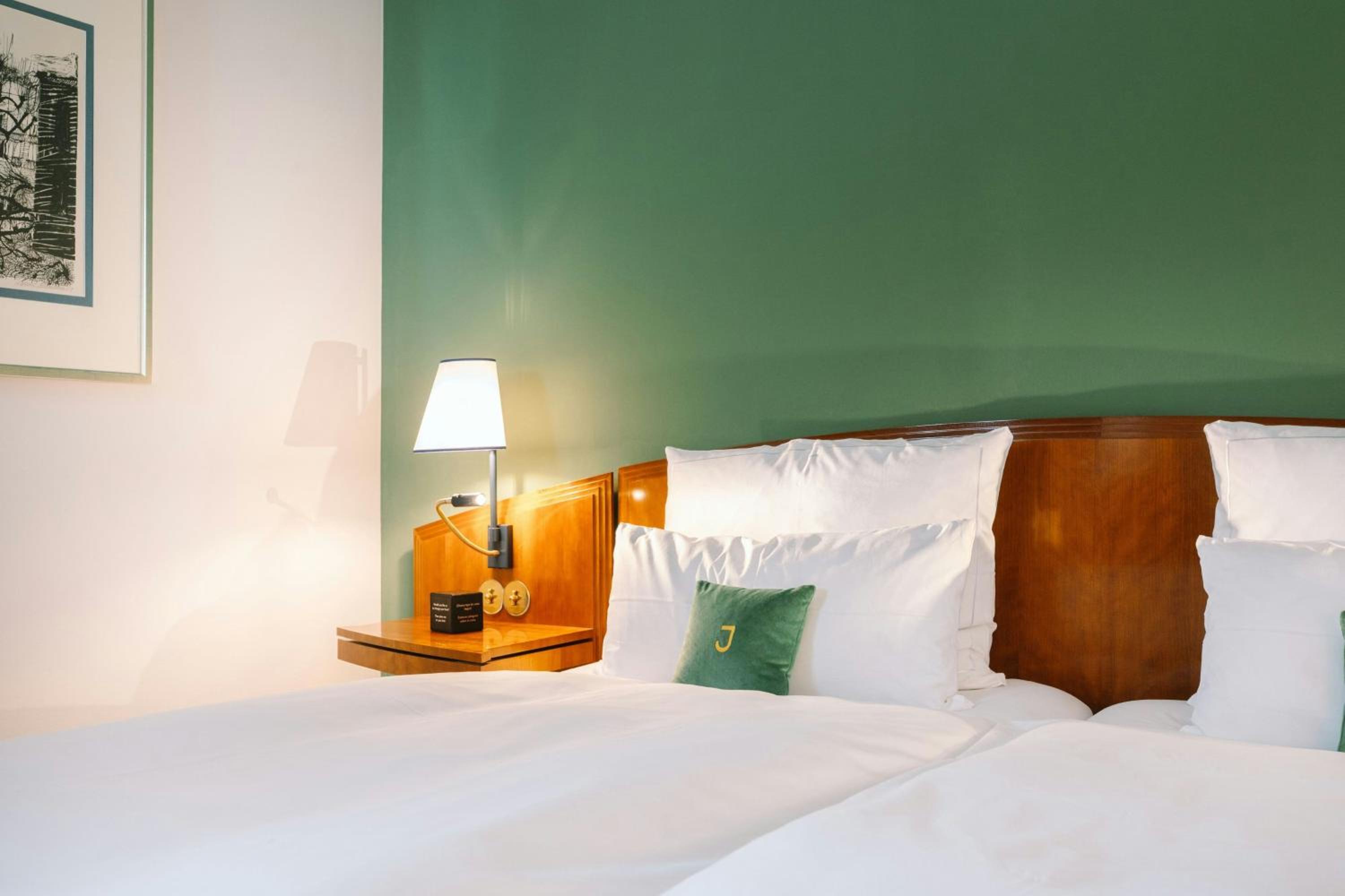 Standard Double Room with City View photo 1