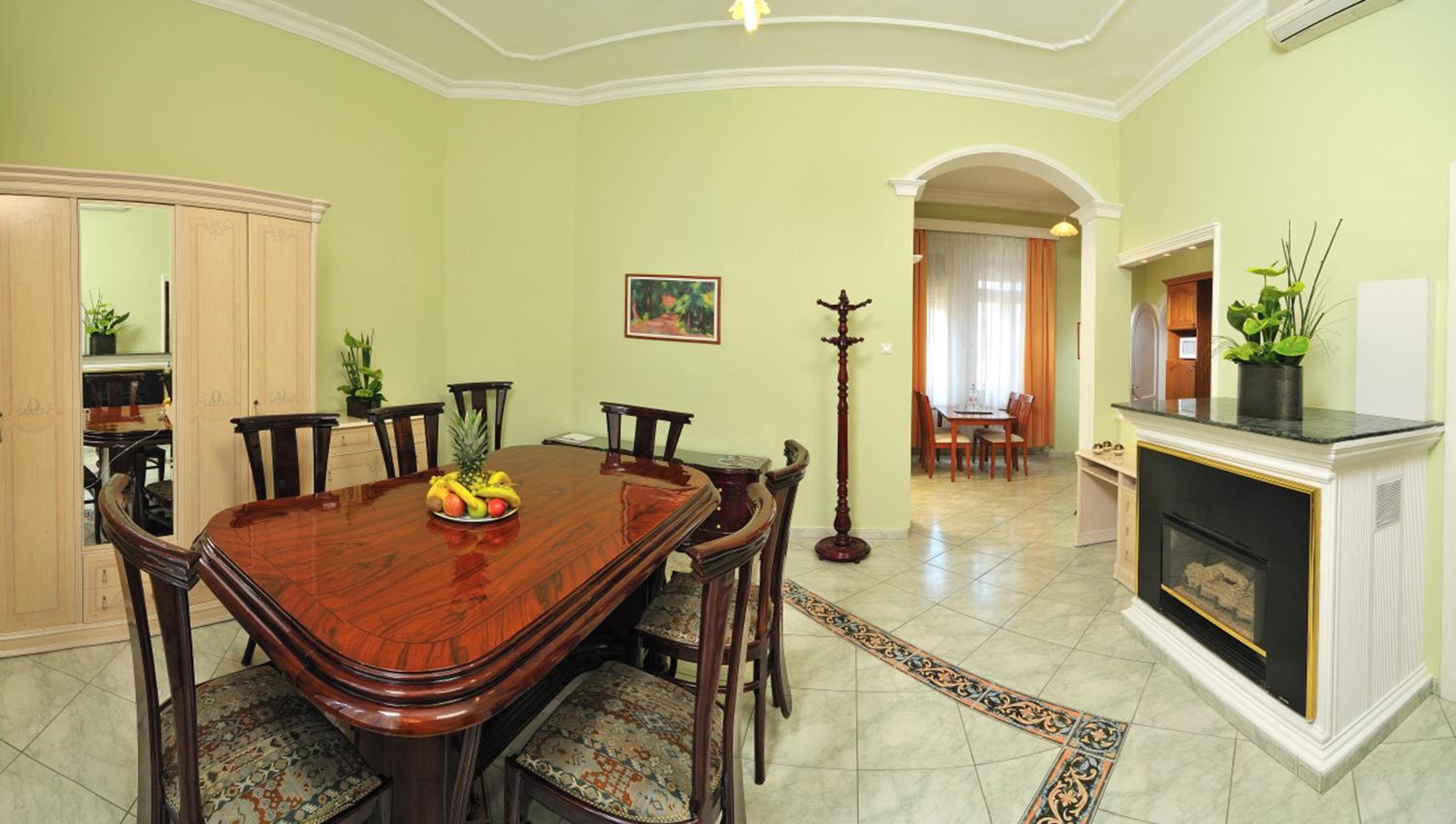 Two-Bedroom Apartment - Photo 4