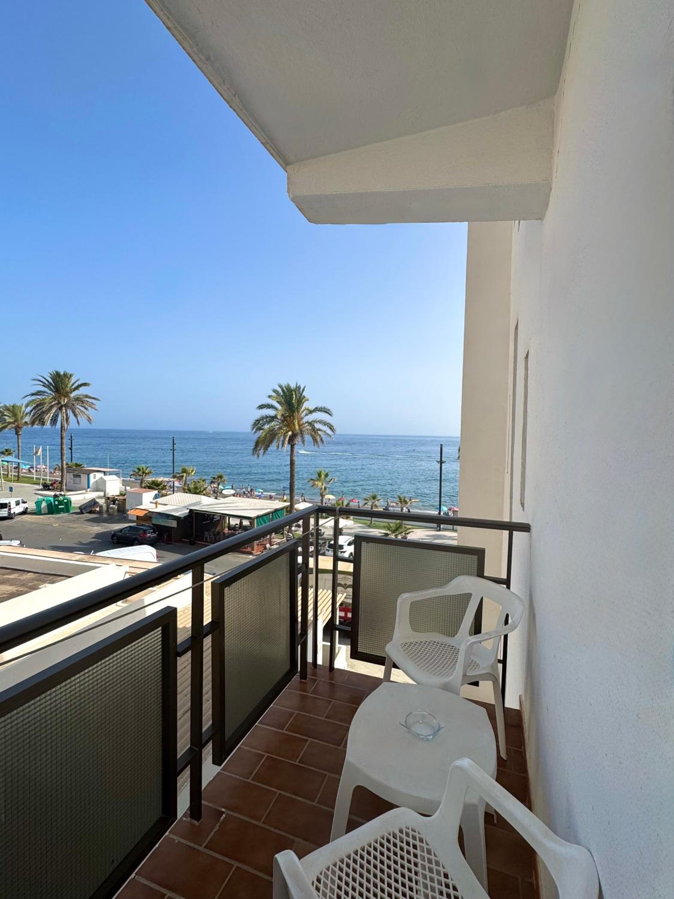 Double or Twin Room with Side Sea View