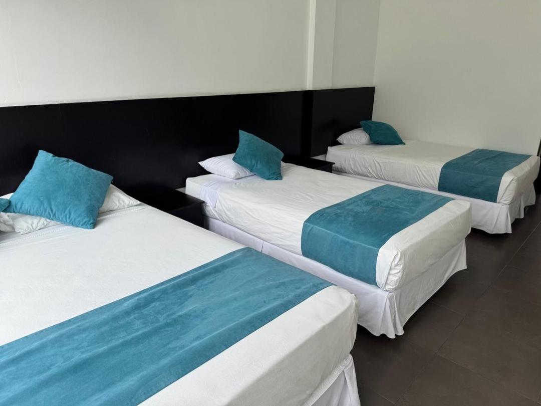 Quadruple Room with Private Bathroom