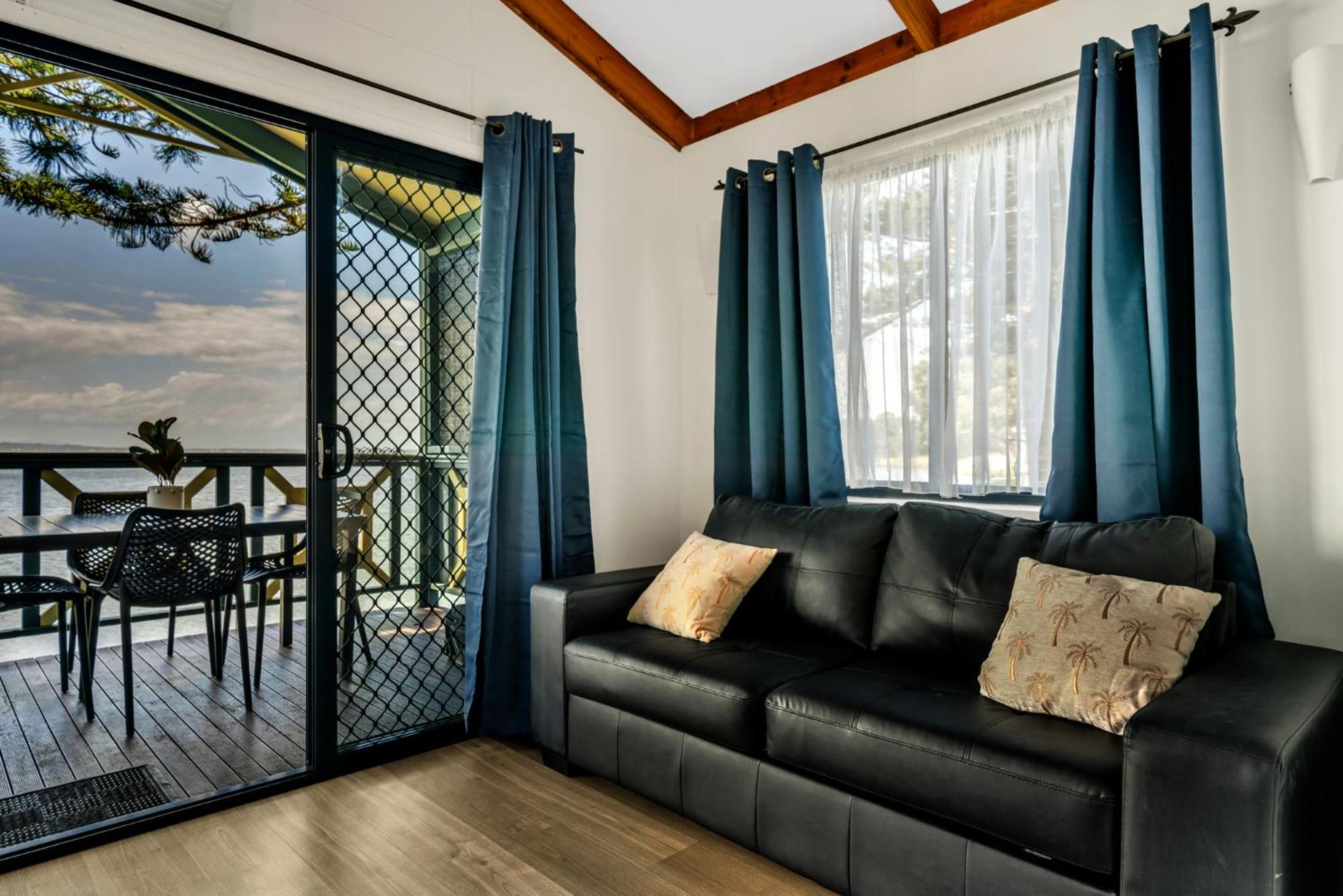 Two-Bedroom Villa photo 3