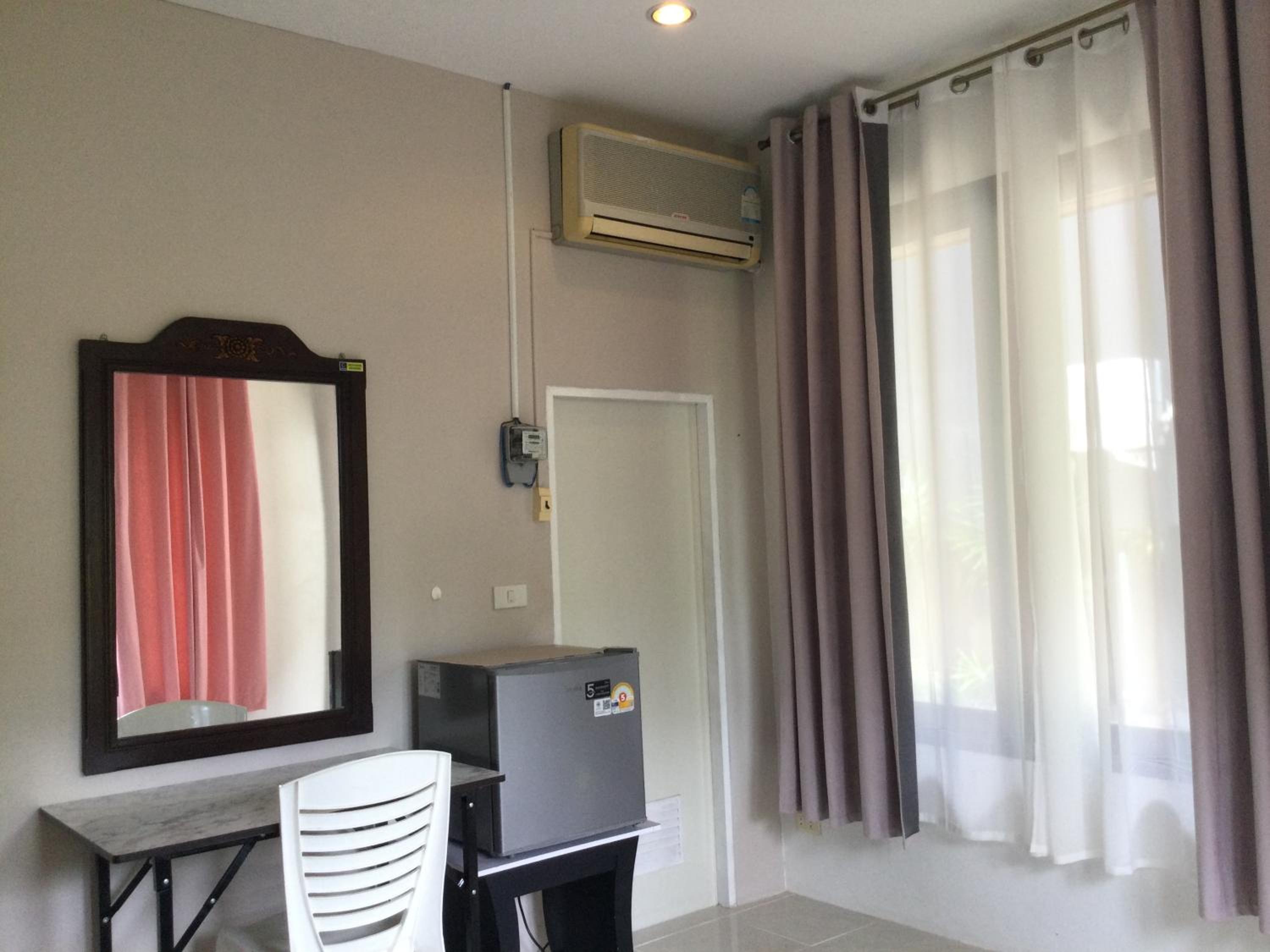 Deluxe Double Room with Shower photo 3