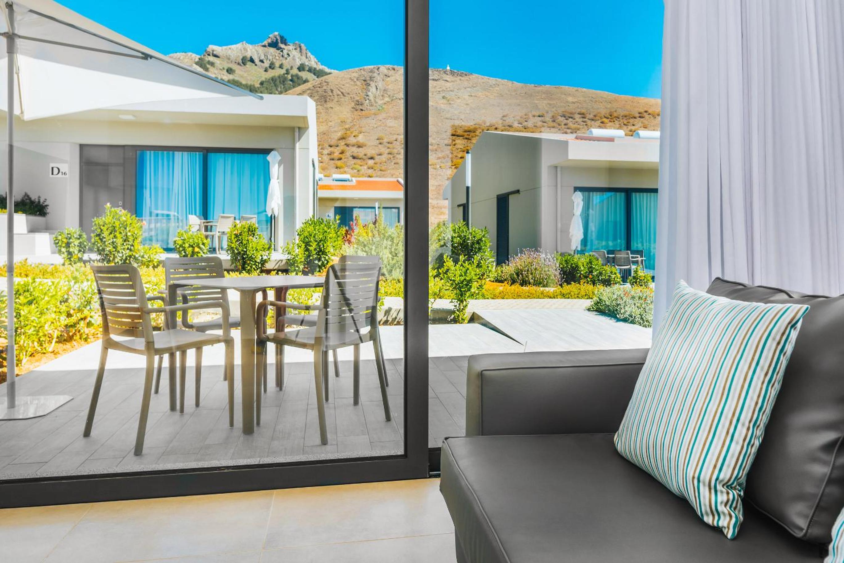 One-Bedroom Villa