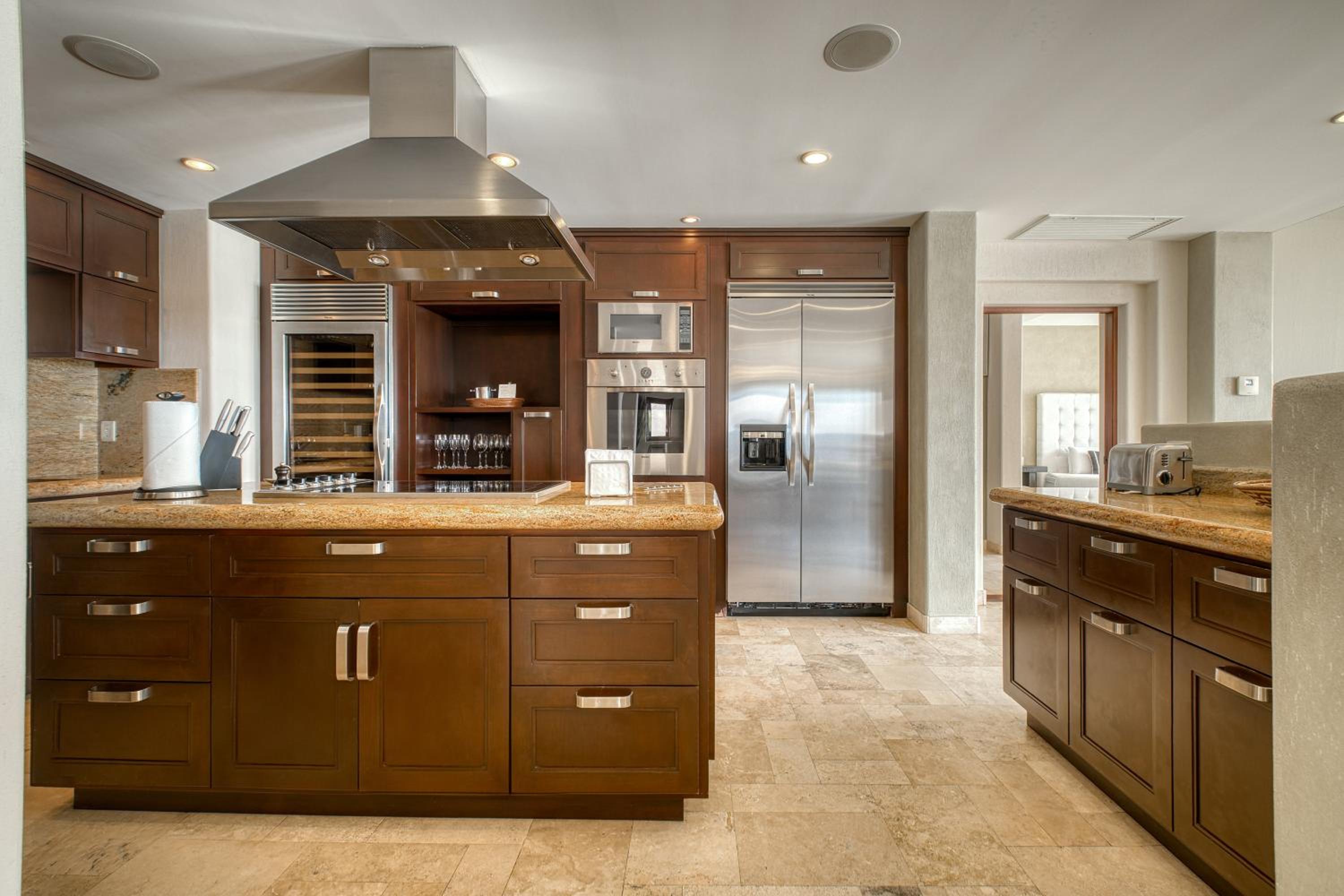 One-Bedroom Apartment with Ocean View photo 1