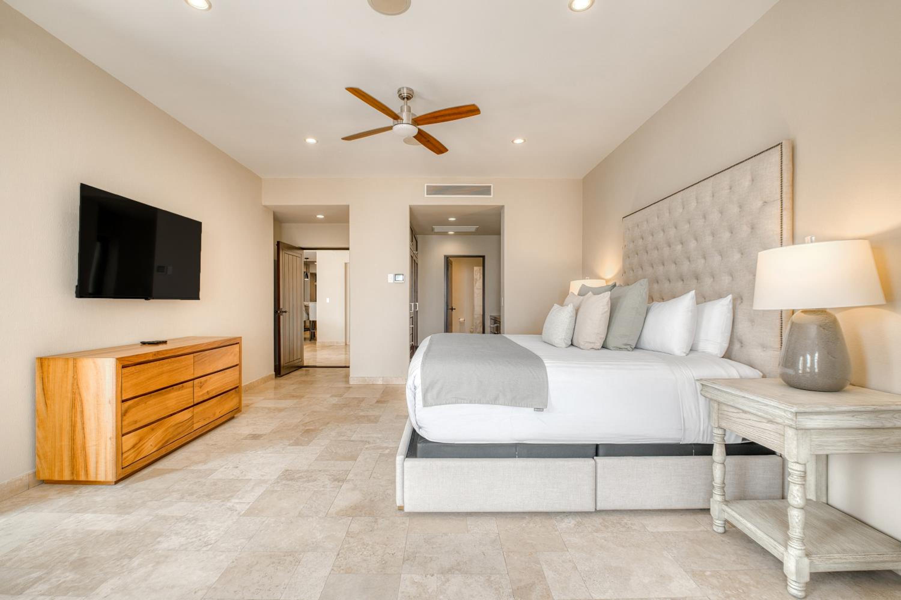 Three-Bedroom Apartment with Ocean View