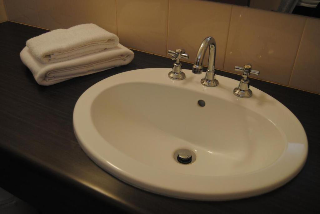 Two-Bedroom Family Suite photo 3