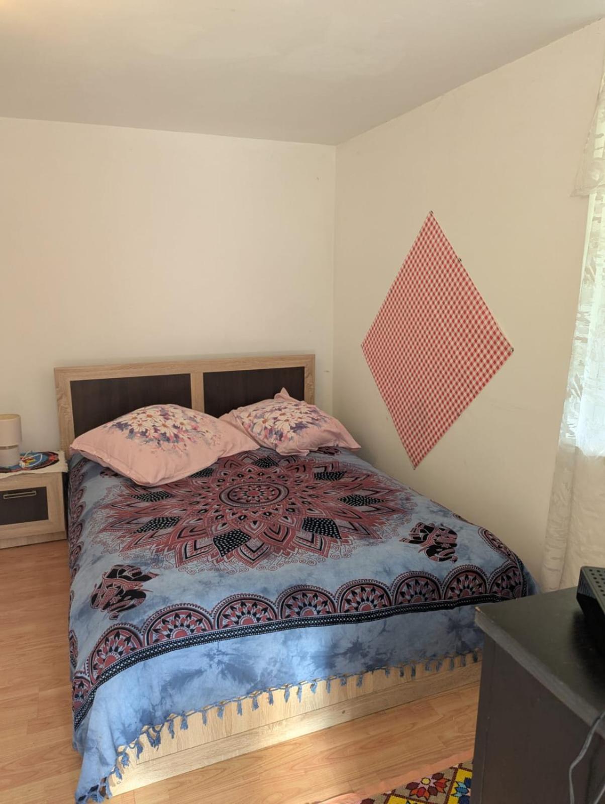 Standard Double Room with Shared Bathroom photo 3