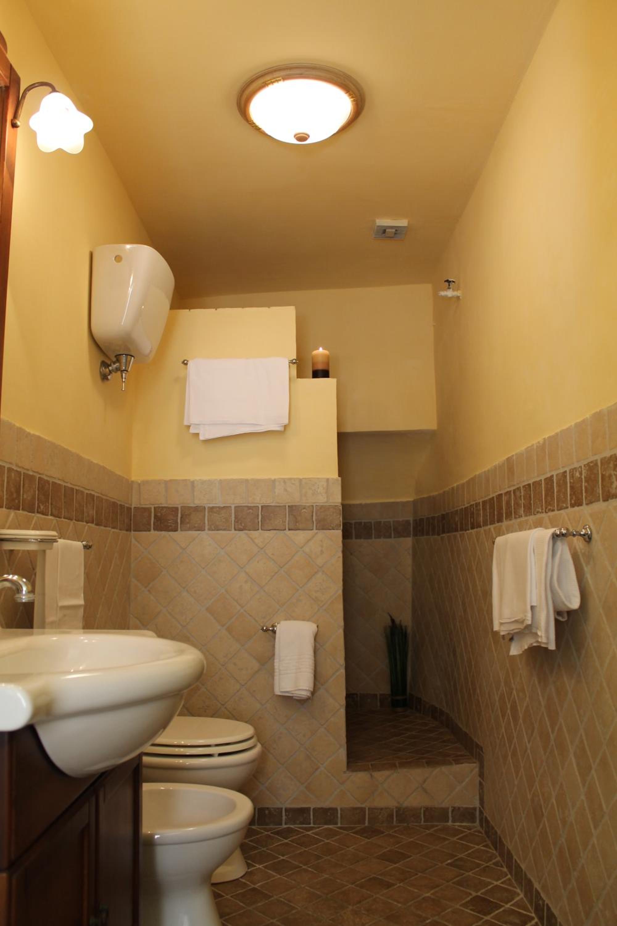 Classic Triple Room - Photo 2