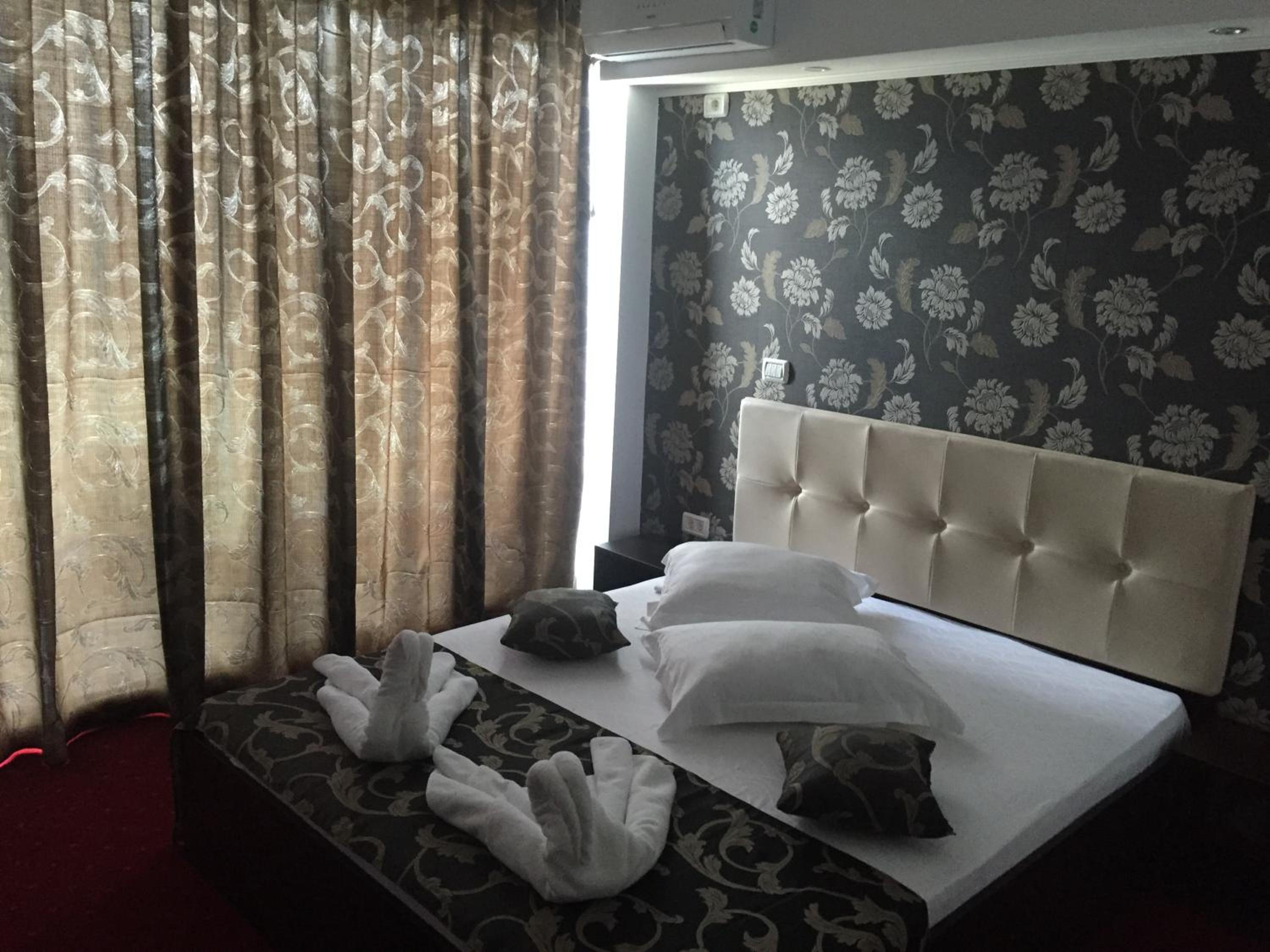 Superior Double Room With Garden View