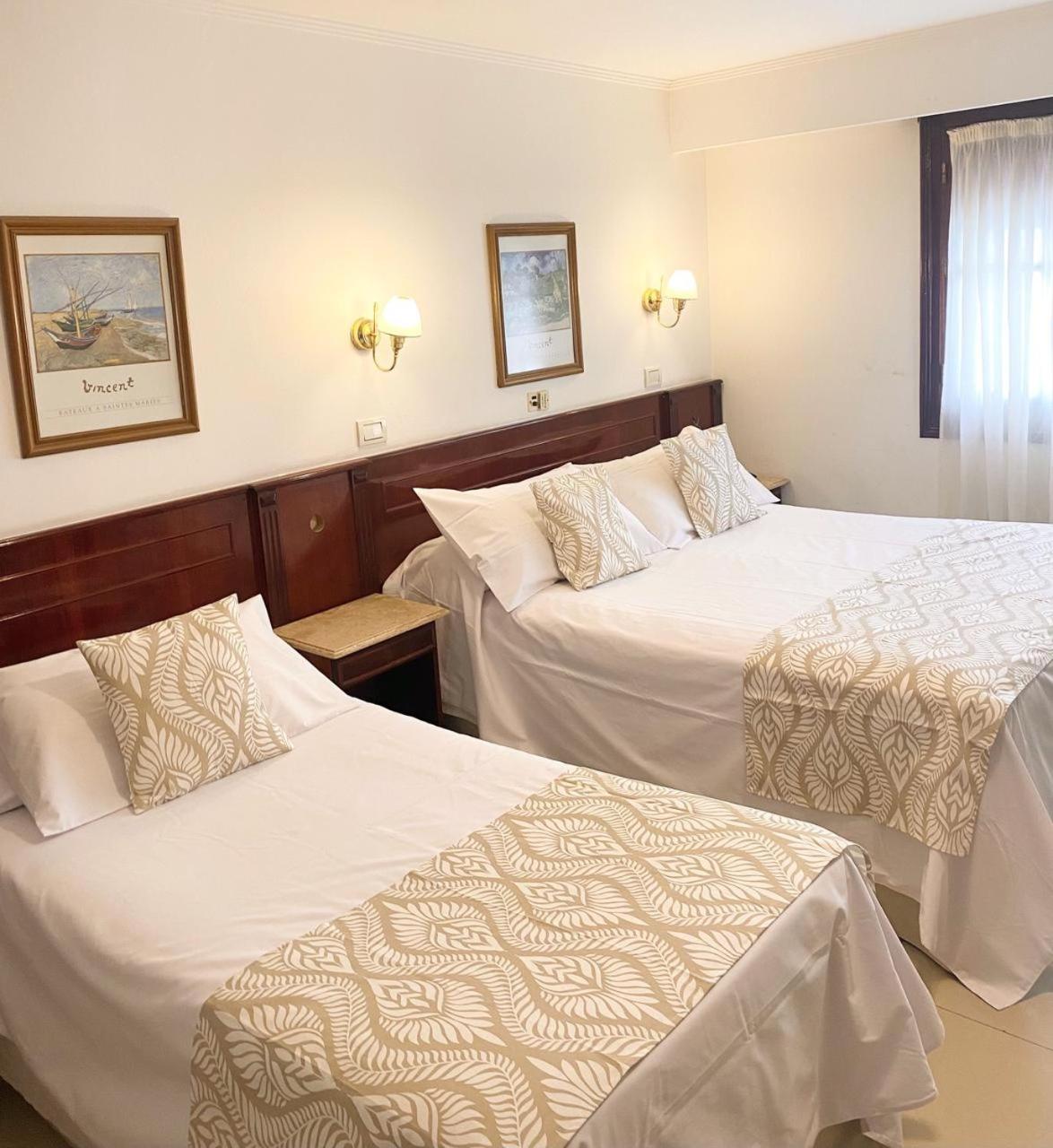 Double or Twin Room photo 1