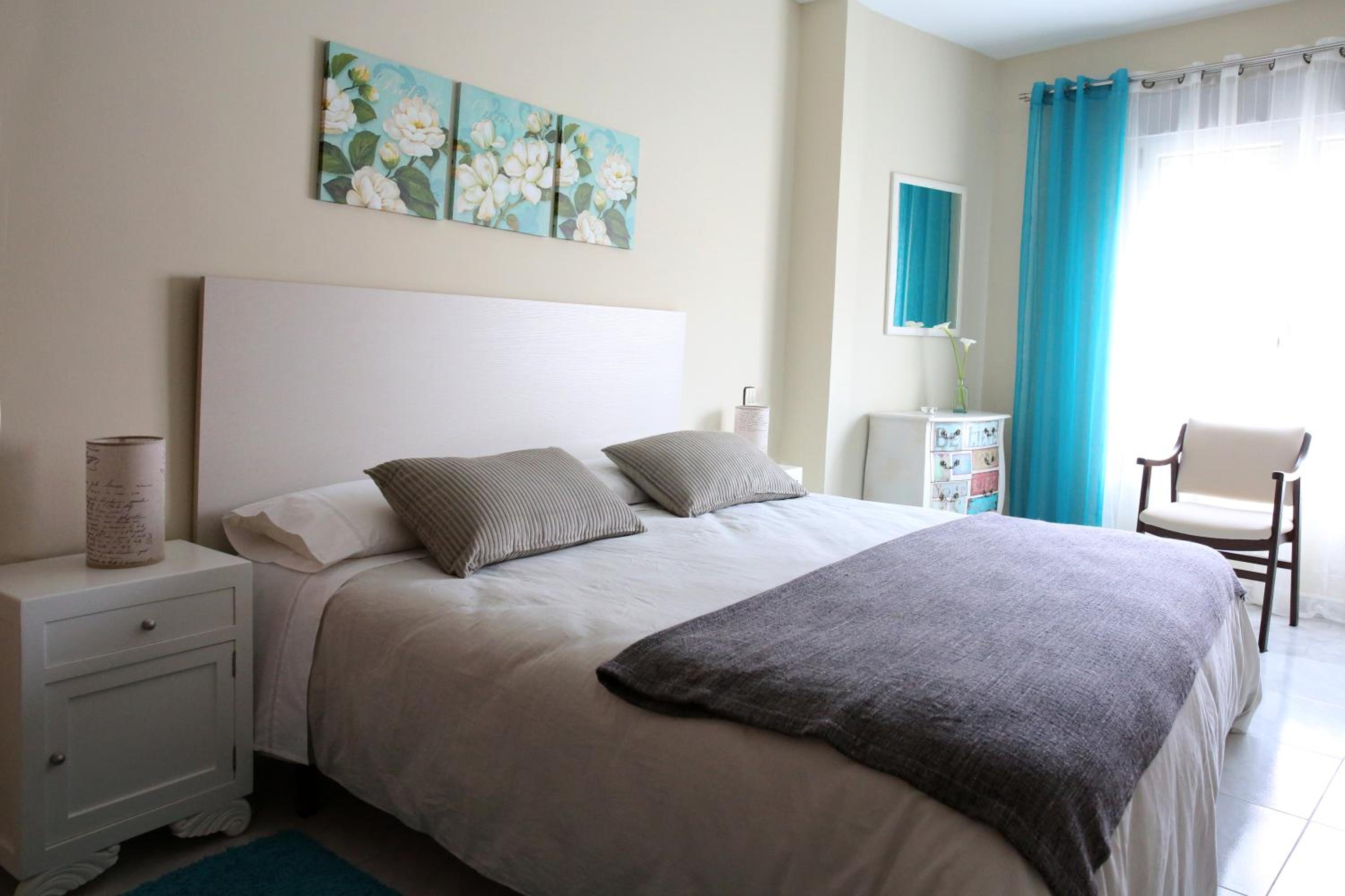 Twin Room - Photo 1